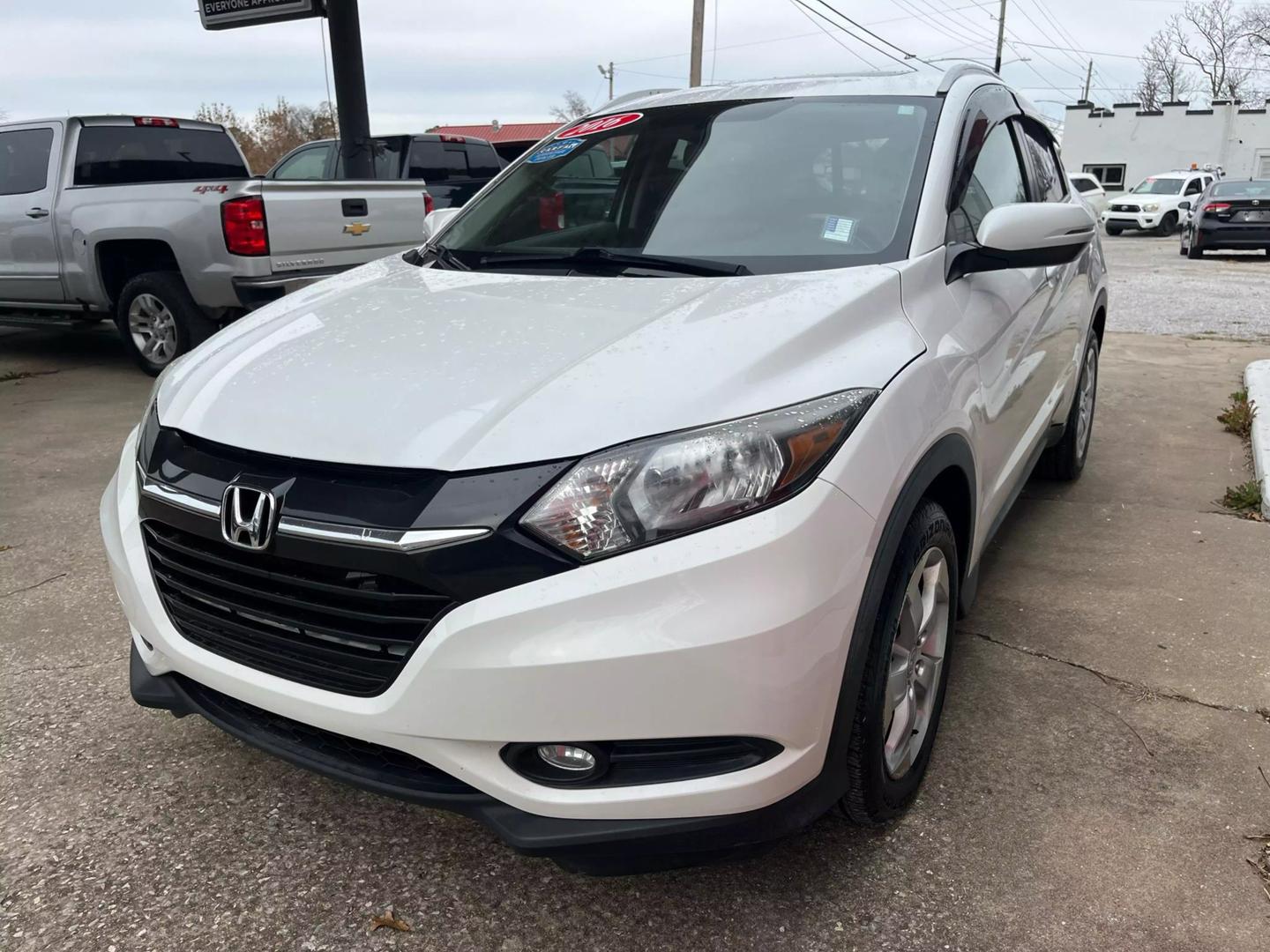 2016 Honda HR-V EX-L photo 6