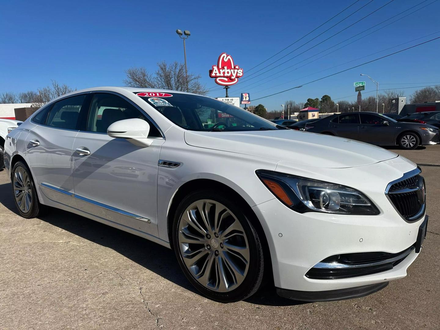 2017 Buick LaCrosse Premium photo 7