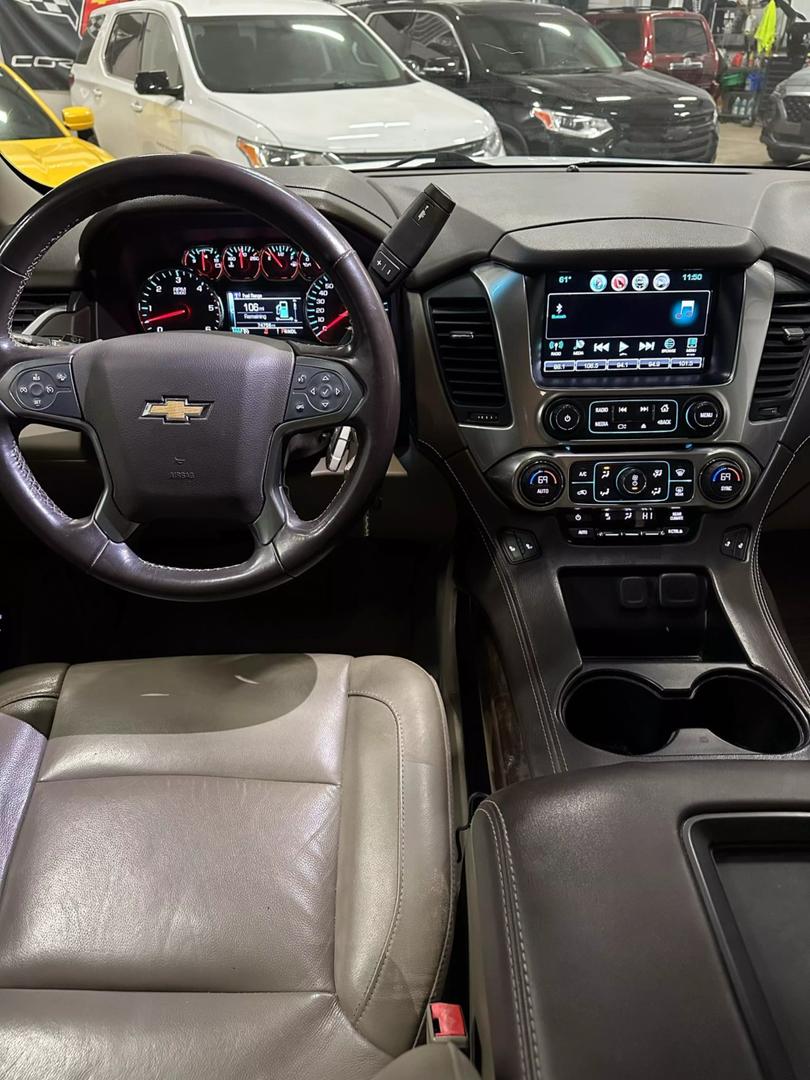 2020 Chevrolet Suburban LT photo 21