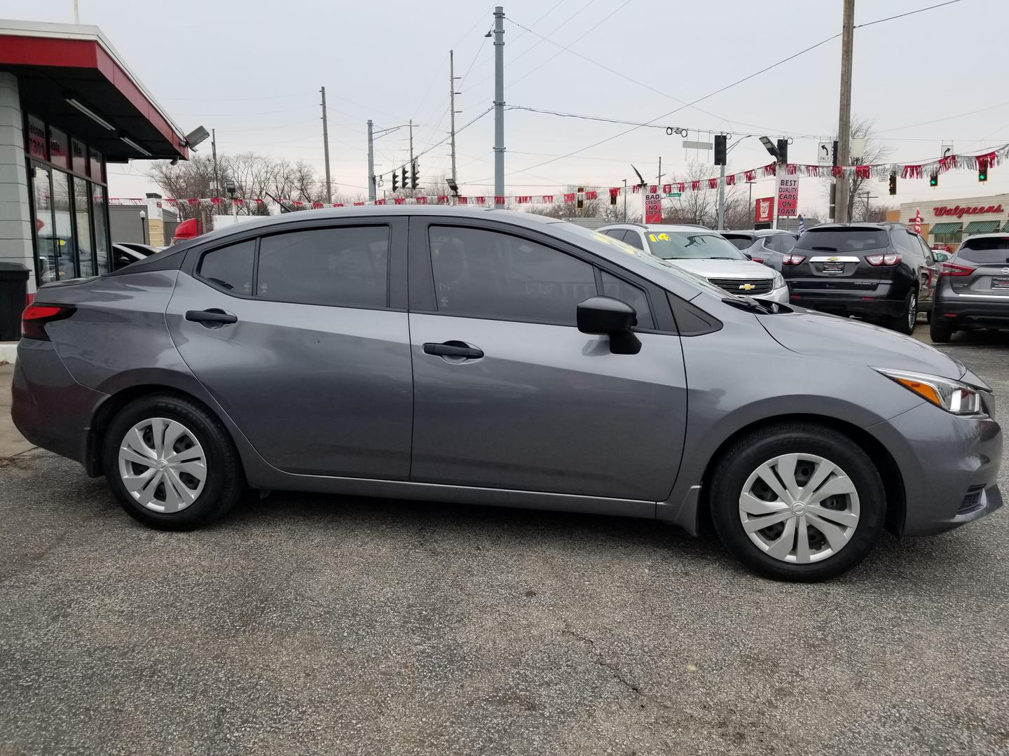 2020 Nissan Versa Sedan S photo 9