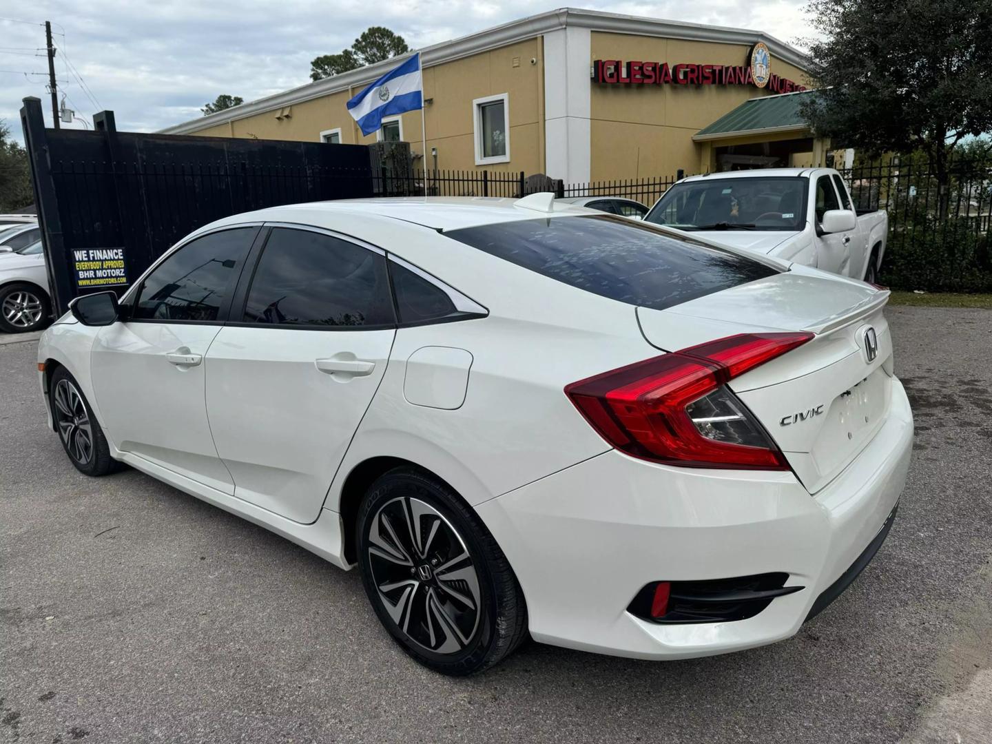 2016 Honda Civic EX-T photo 10