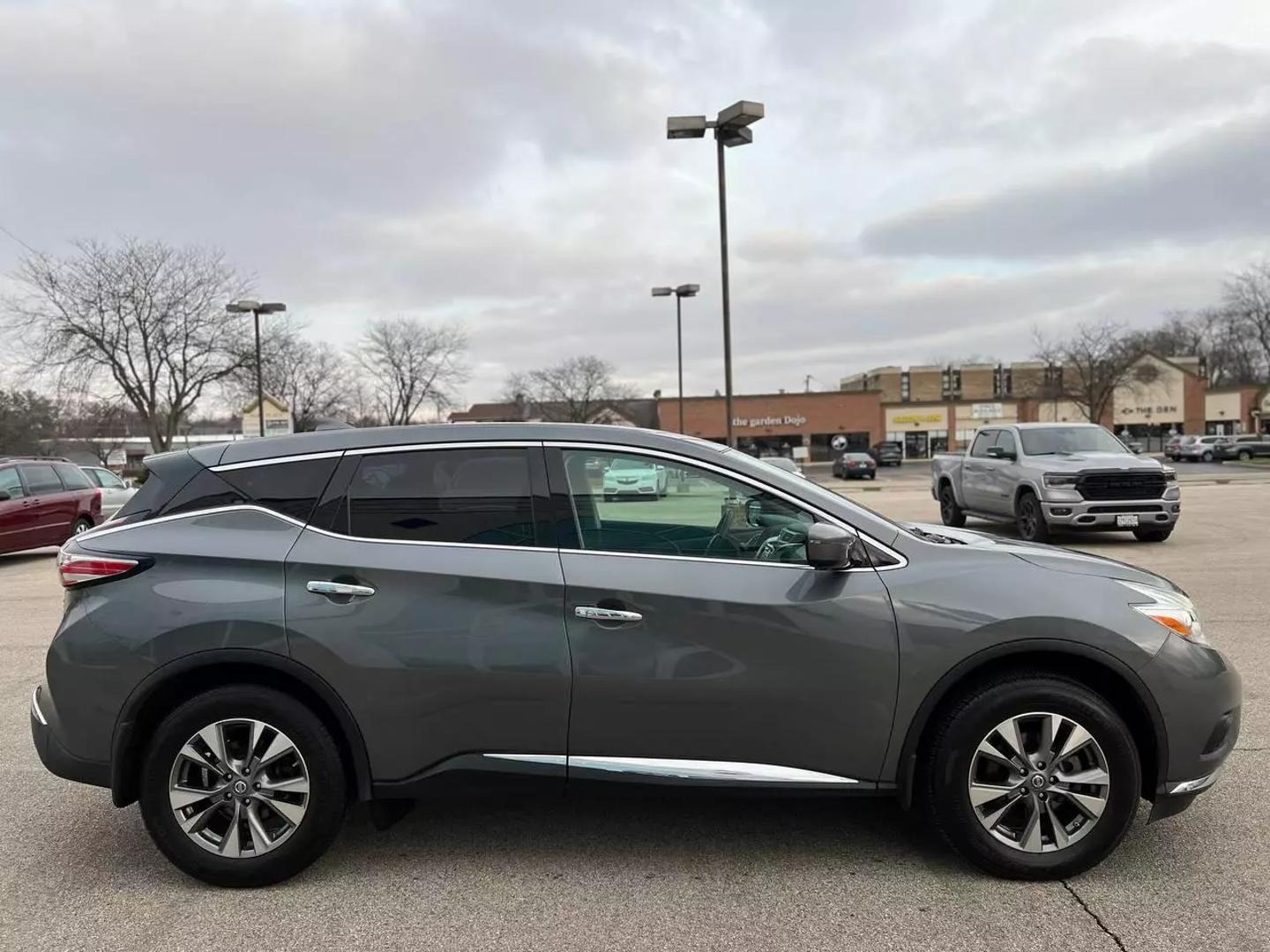 2017 Nissan Murano S photo 10