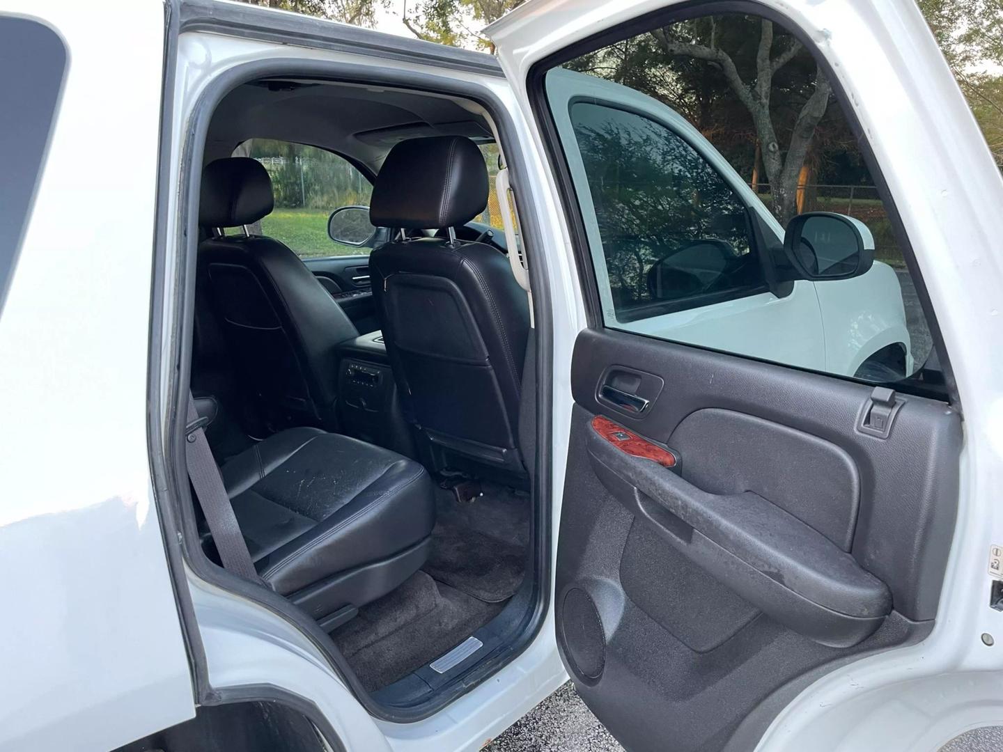 2009 Chevrolet Tahoe LS photo 16