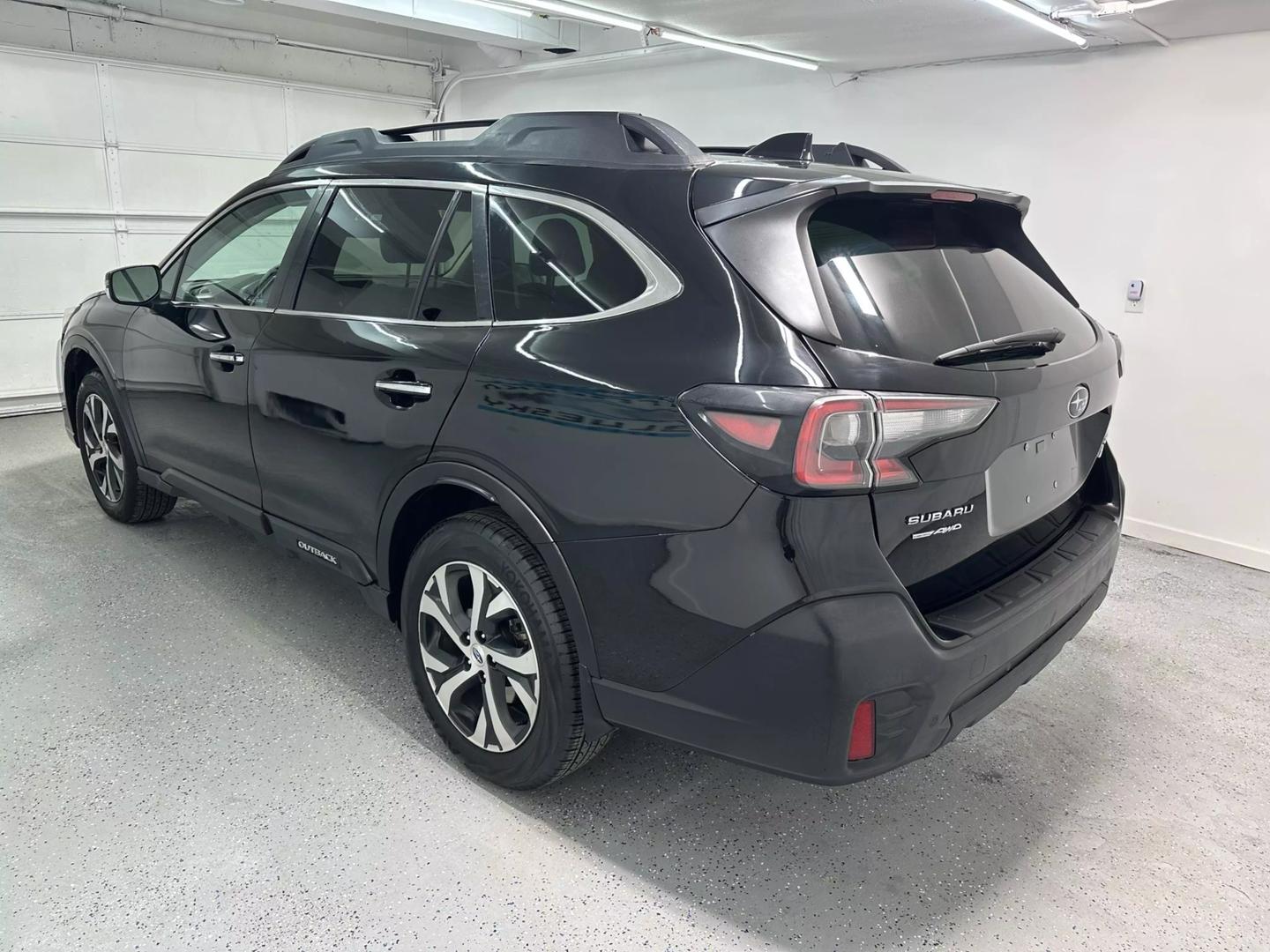 2020 Subaru Outback Touring photo 3