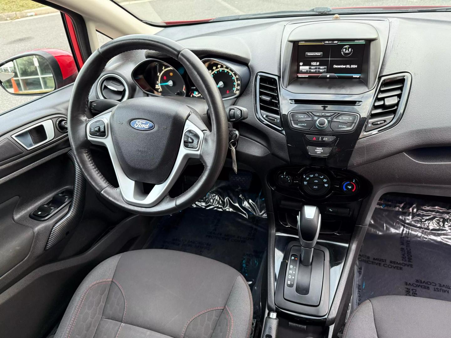 2014 Ford Fiesta SE photo 84