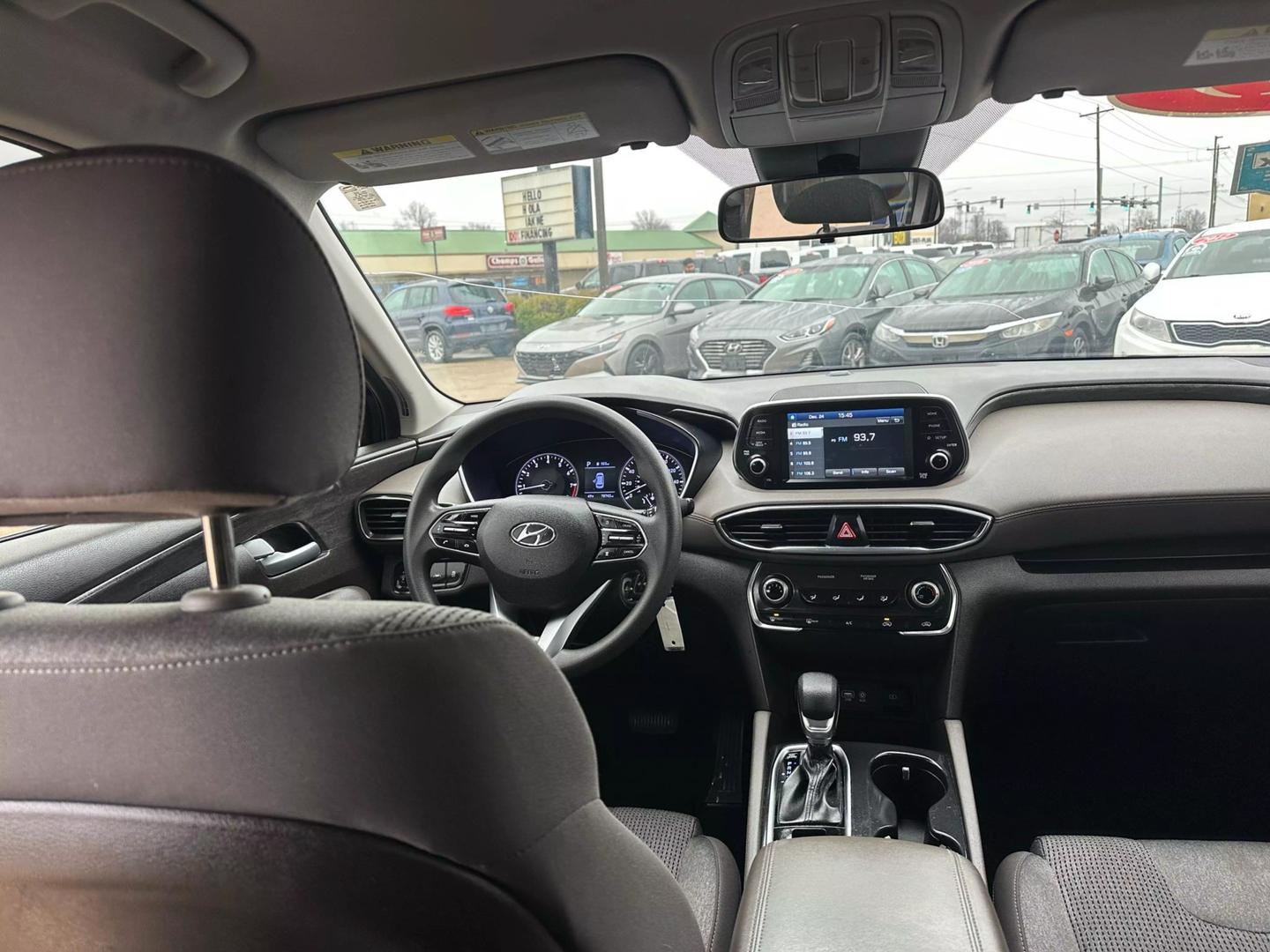 2019 Hyundai Santa Fe SE photo 18