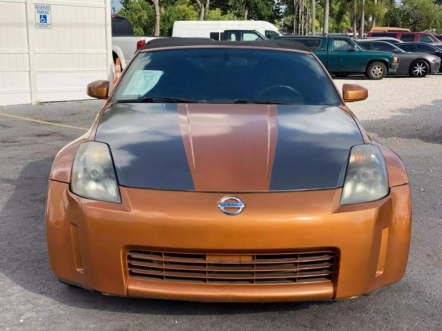 2004 Nissan 350Z Roadster Touring photo 18