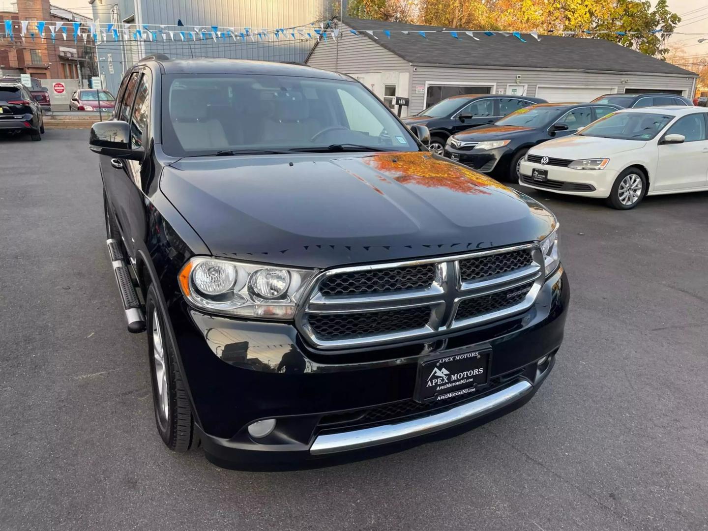 2011 Dodge Durango Crew photo 3