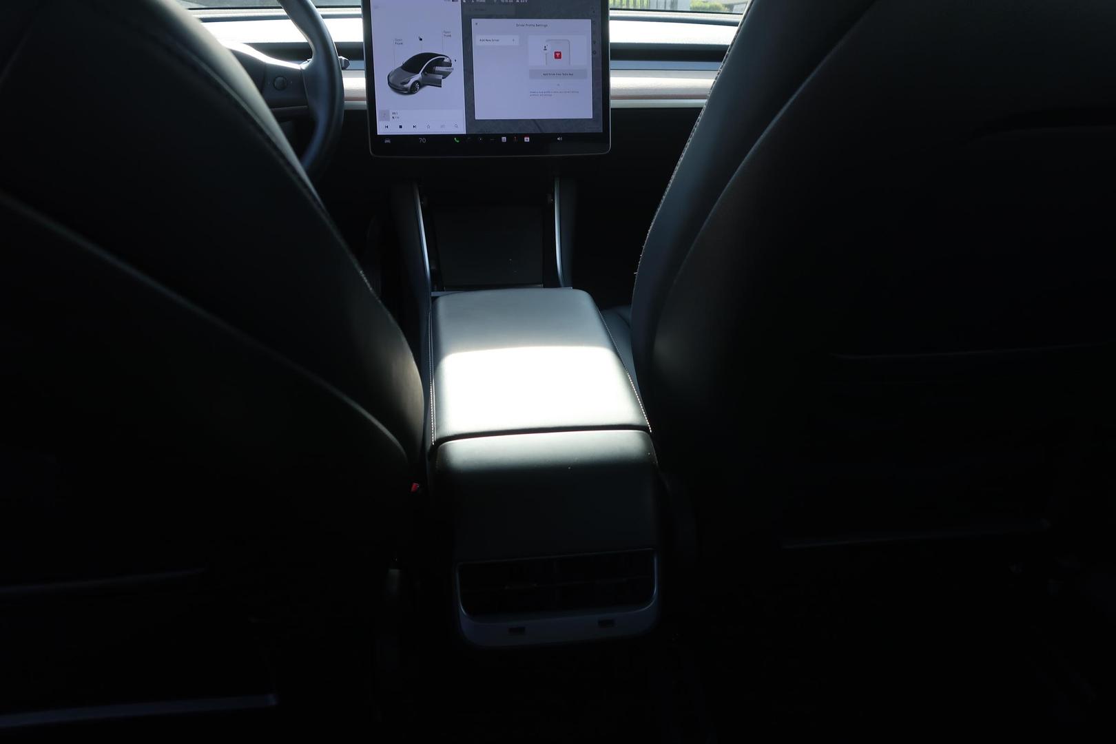 2018 Tesla Model 3 Long Range photo 22