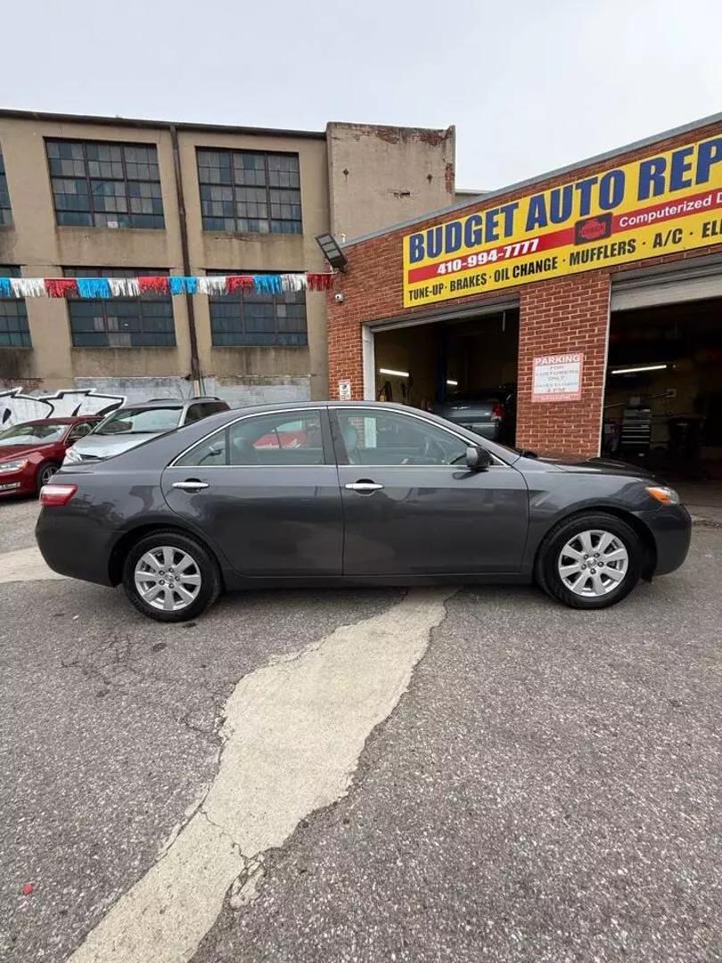 2009 Toyota Camry XLE photo 11