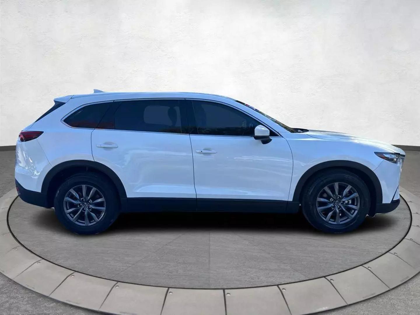 2021 Mazda CX-9 Touring photo 2