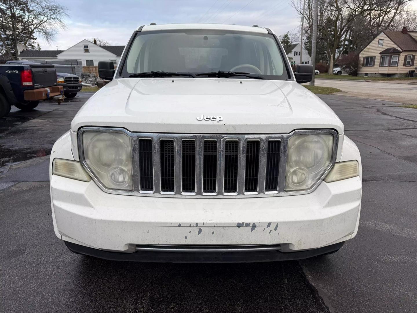 2008 Jeep Liberty Limited photo 2