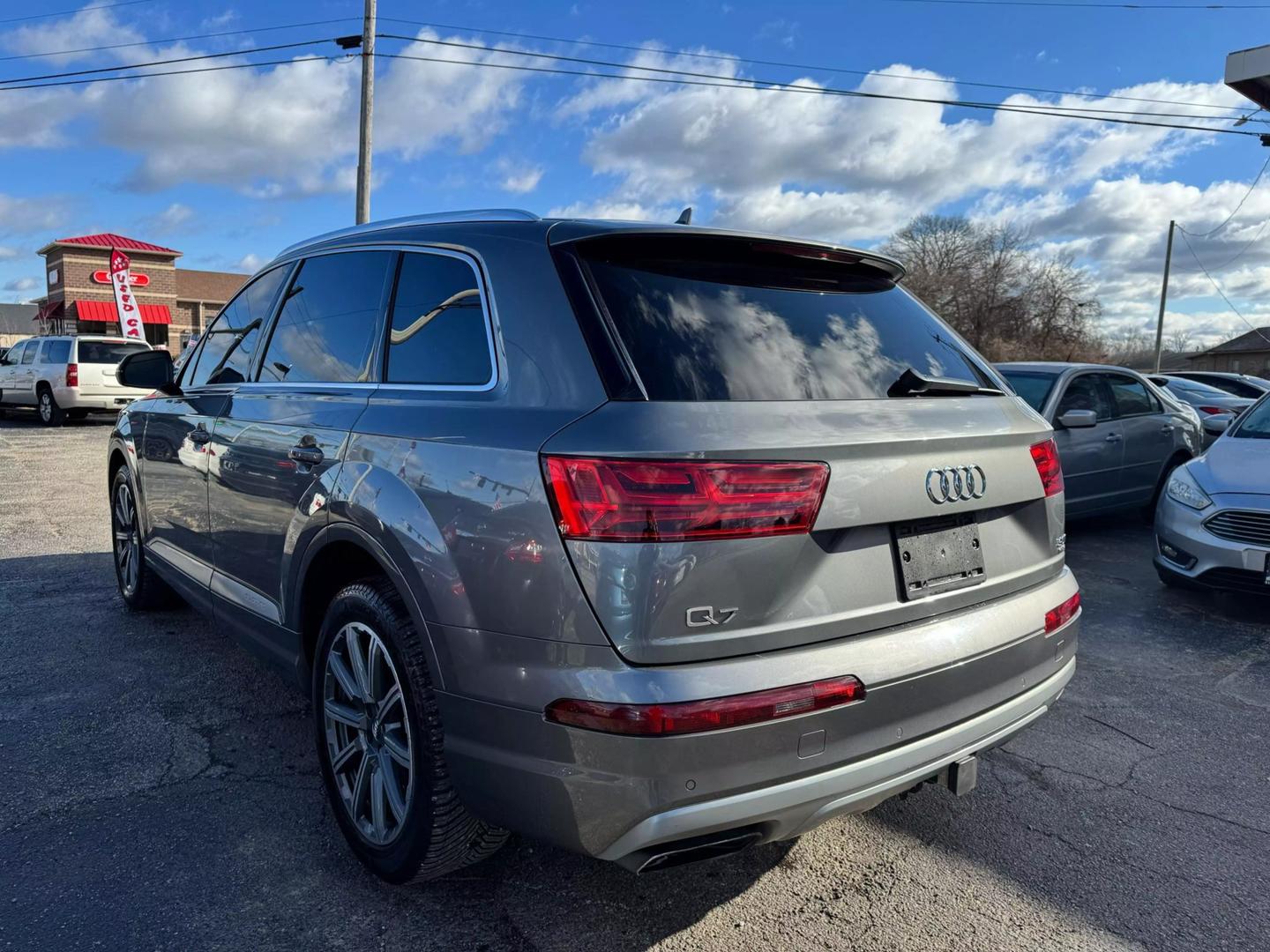 2018 Audi Q7 Premium Plus photo 5