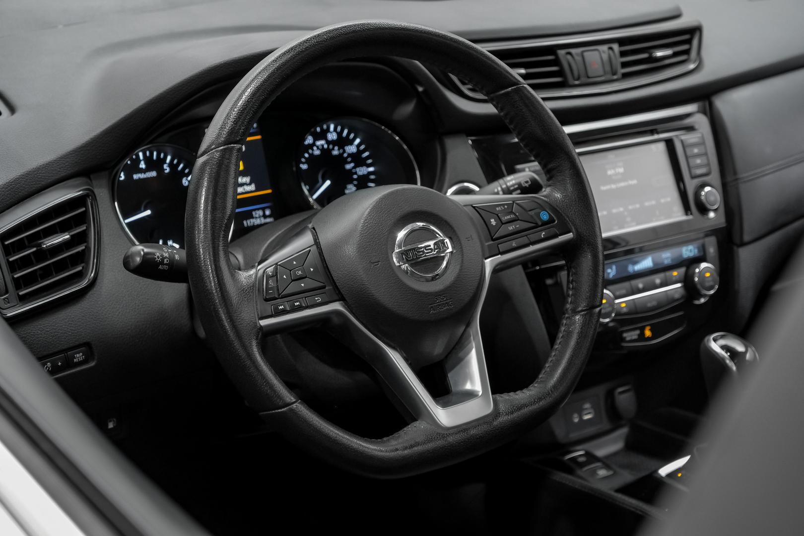 2019 Nissan Rogue SL photo 23