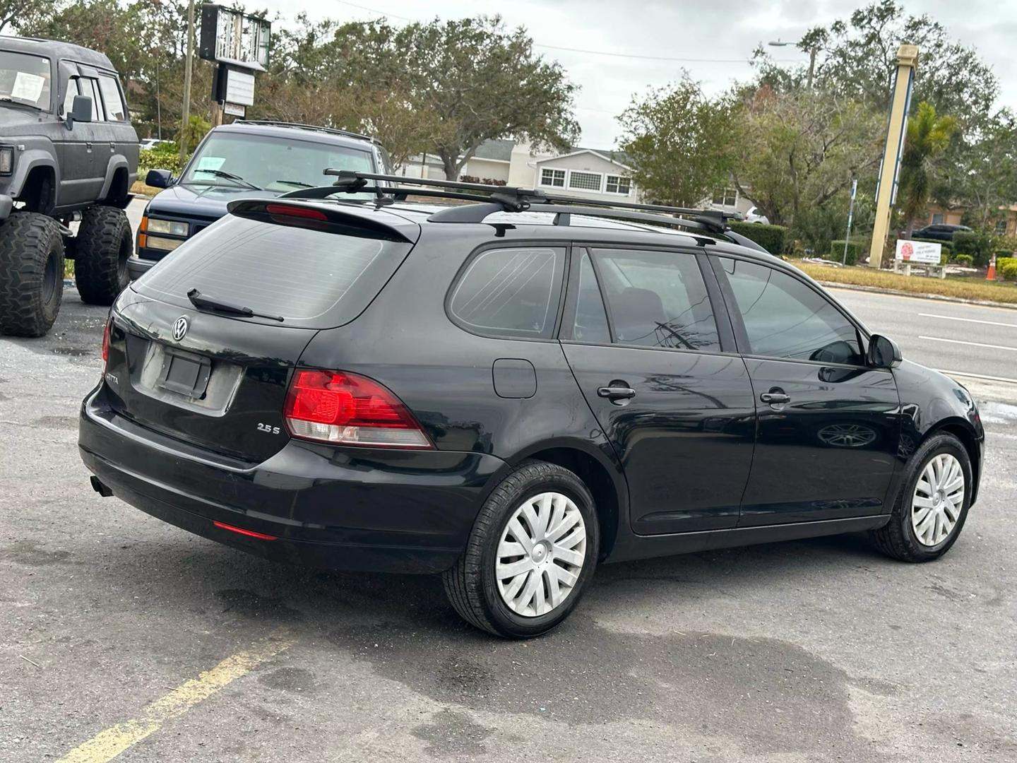 2013 Volkswagen Jetta SportWagen SE photo 4