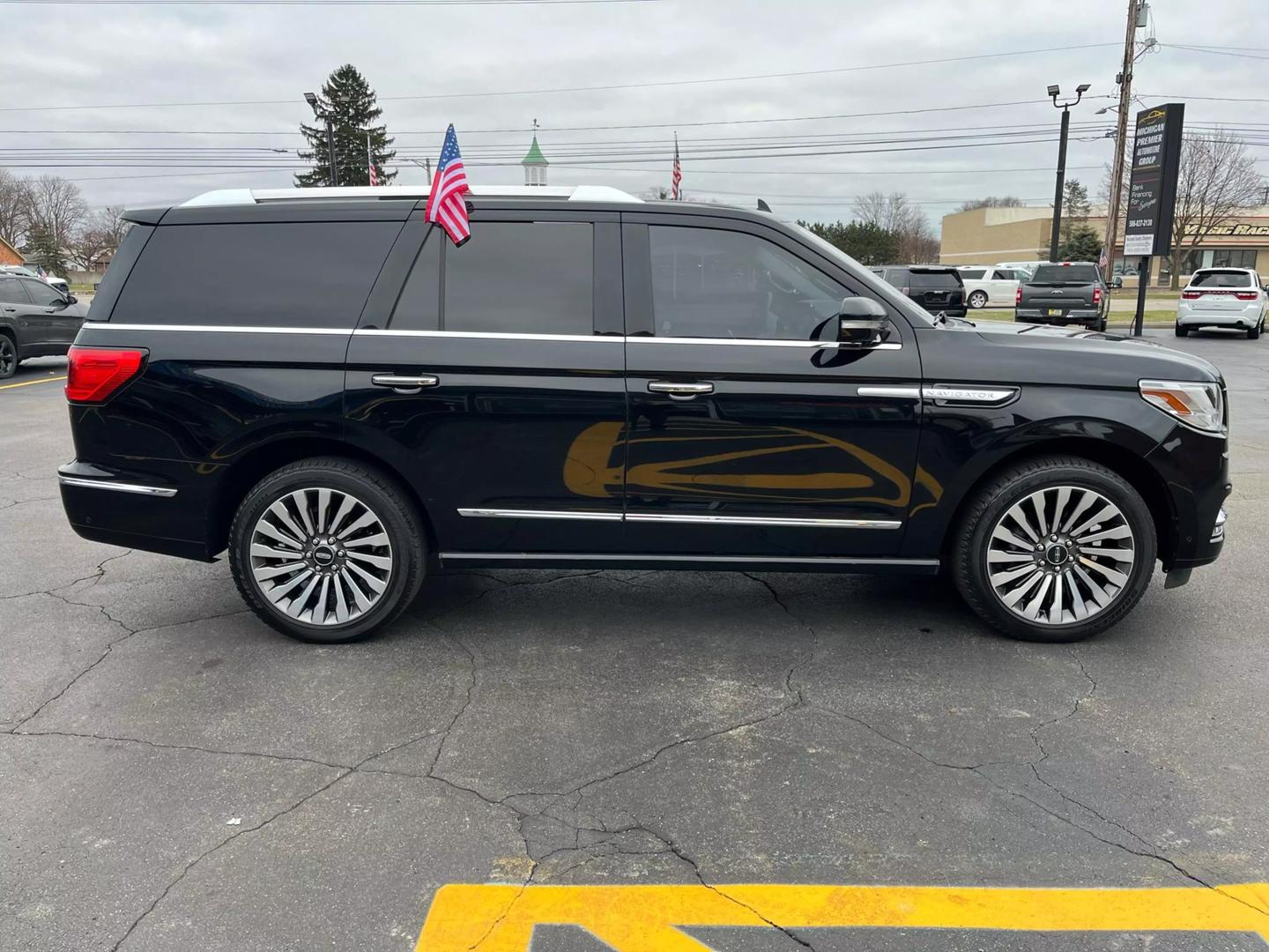 2018 Lincoln Navigator Reserve photo 4