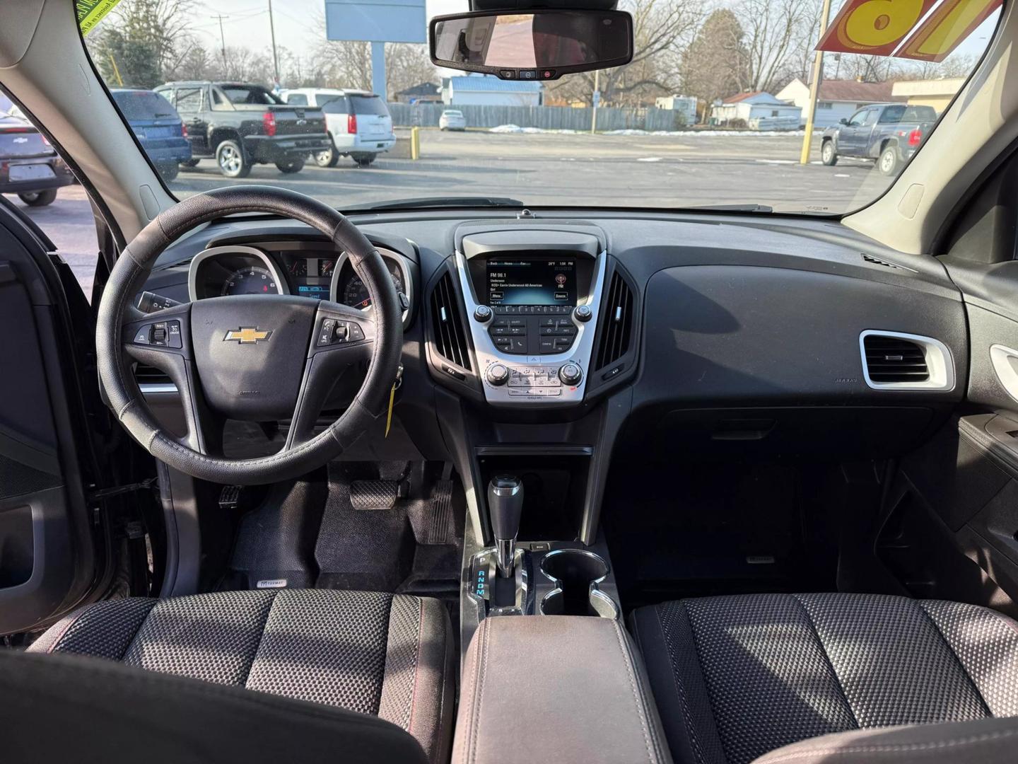 2016 Chevrolet Equinox LS photo 14