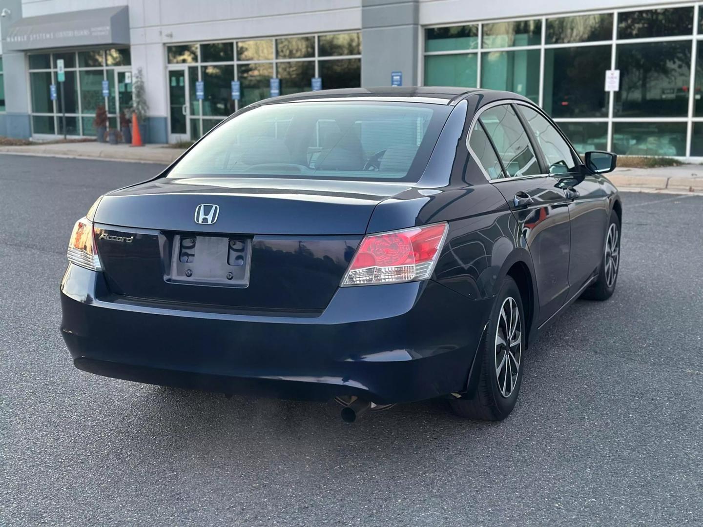 2010 Honda Accord LX photo 5