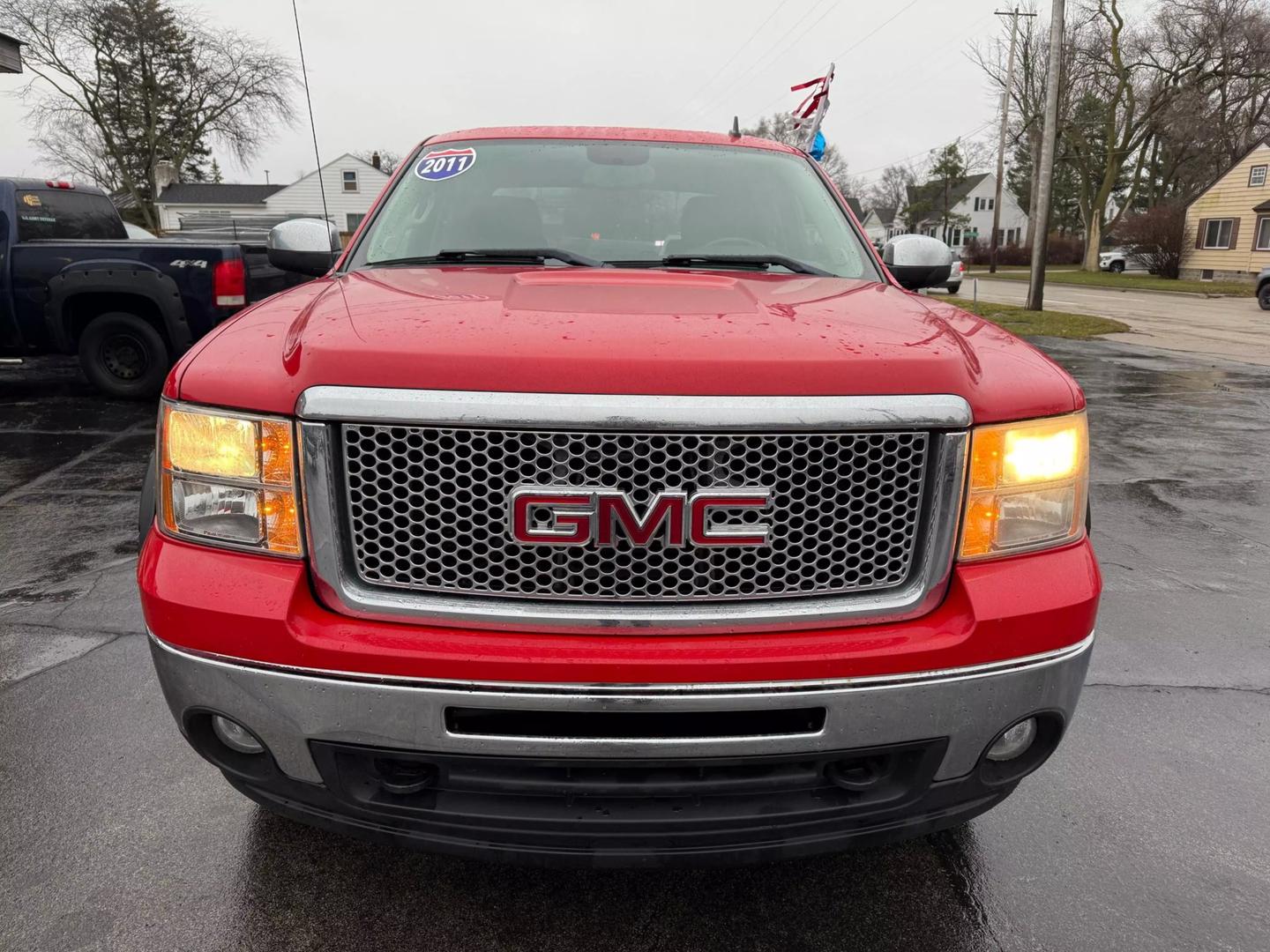 2011 GMC Sierra 1500 SLE photo 6