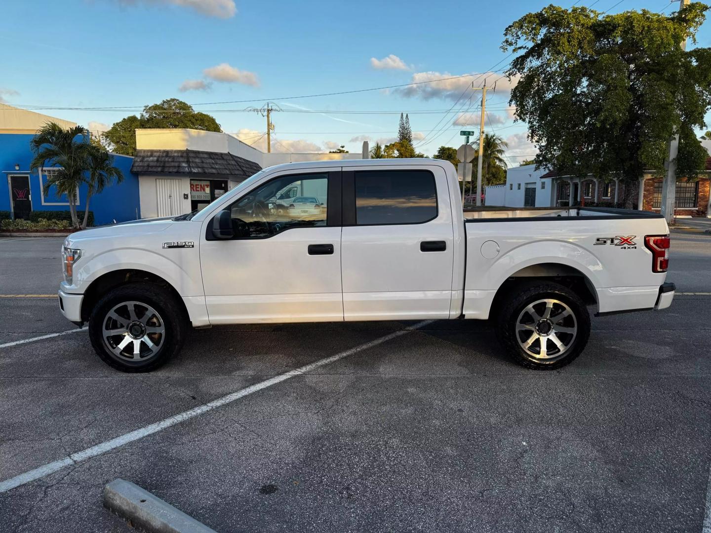 2020 Ford F-150 XL photo 8