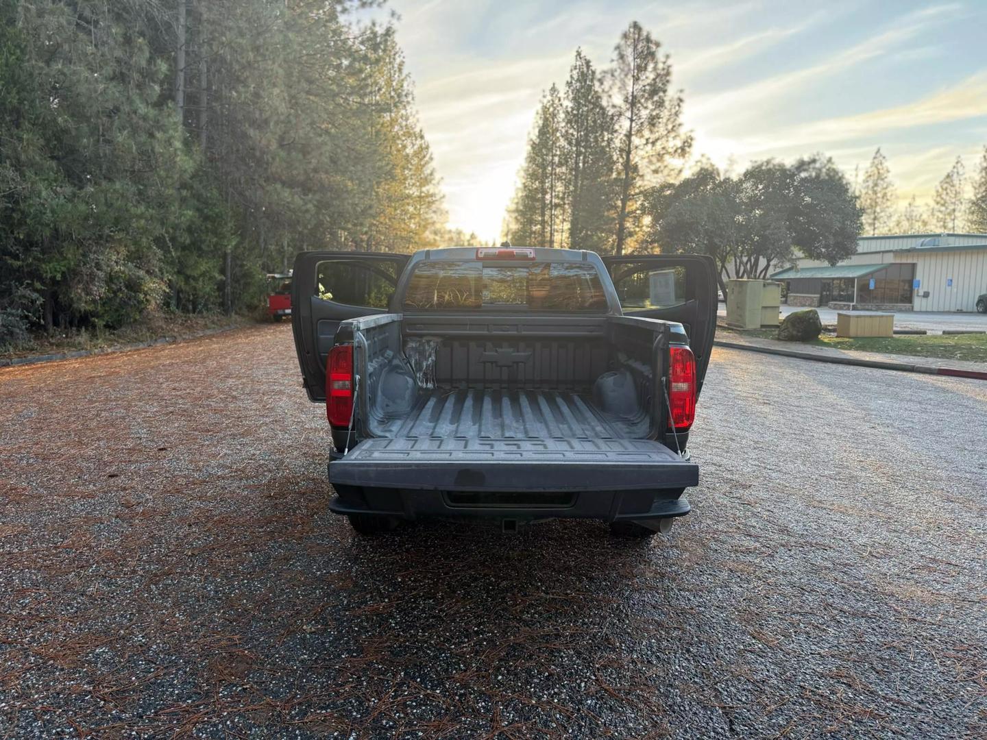 2016 Chevrolet Colorado Z71 photo 23