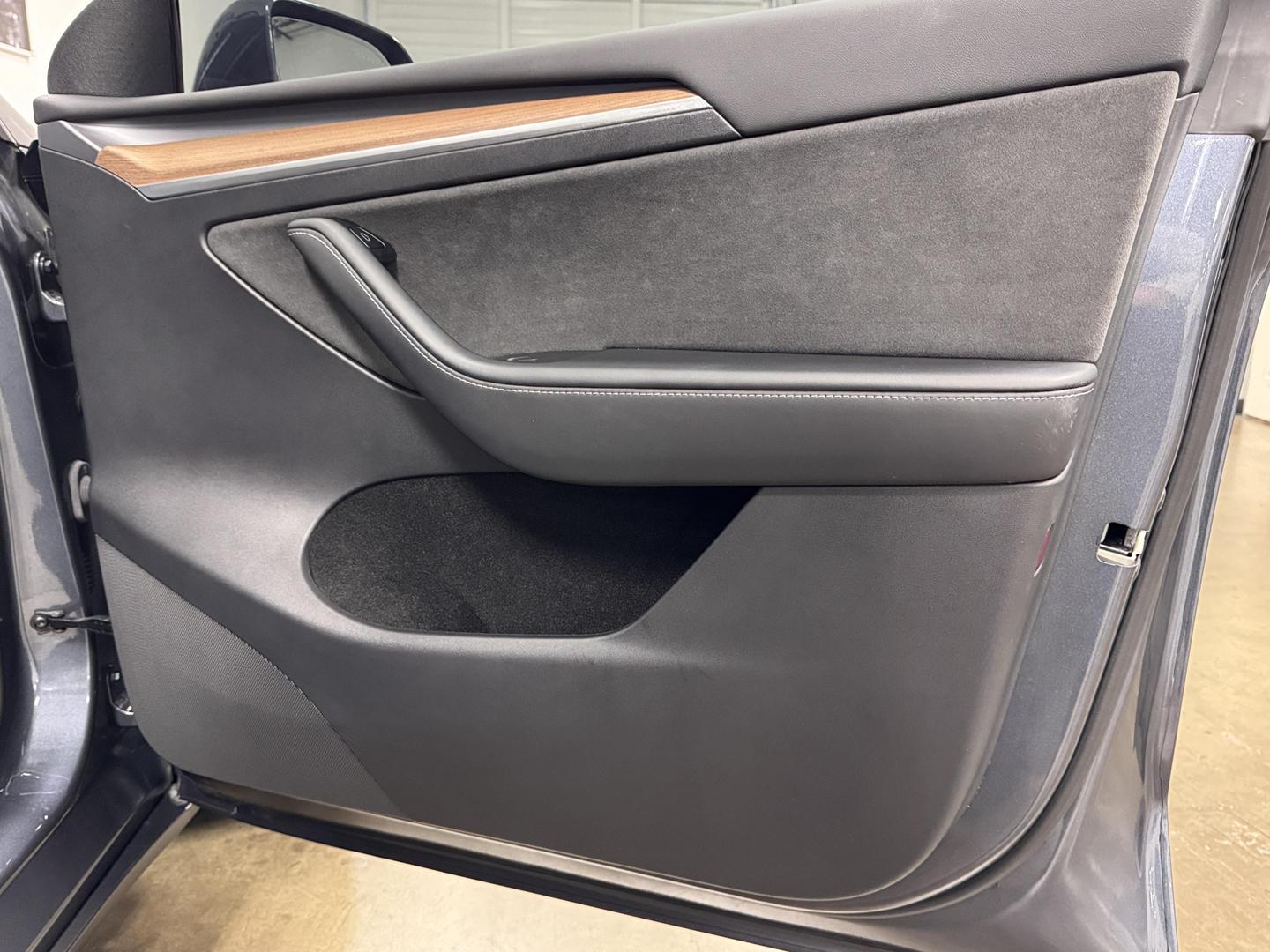 2023 Tesla Model Y Long Range photo 20