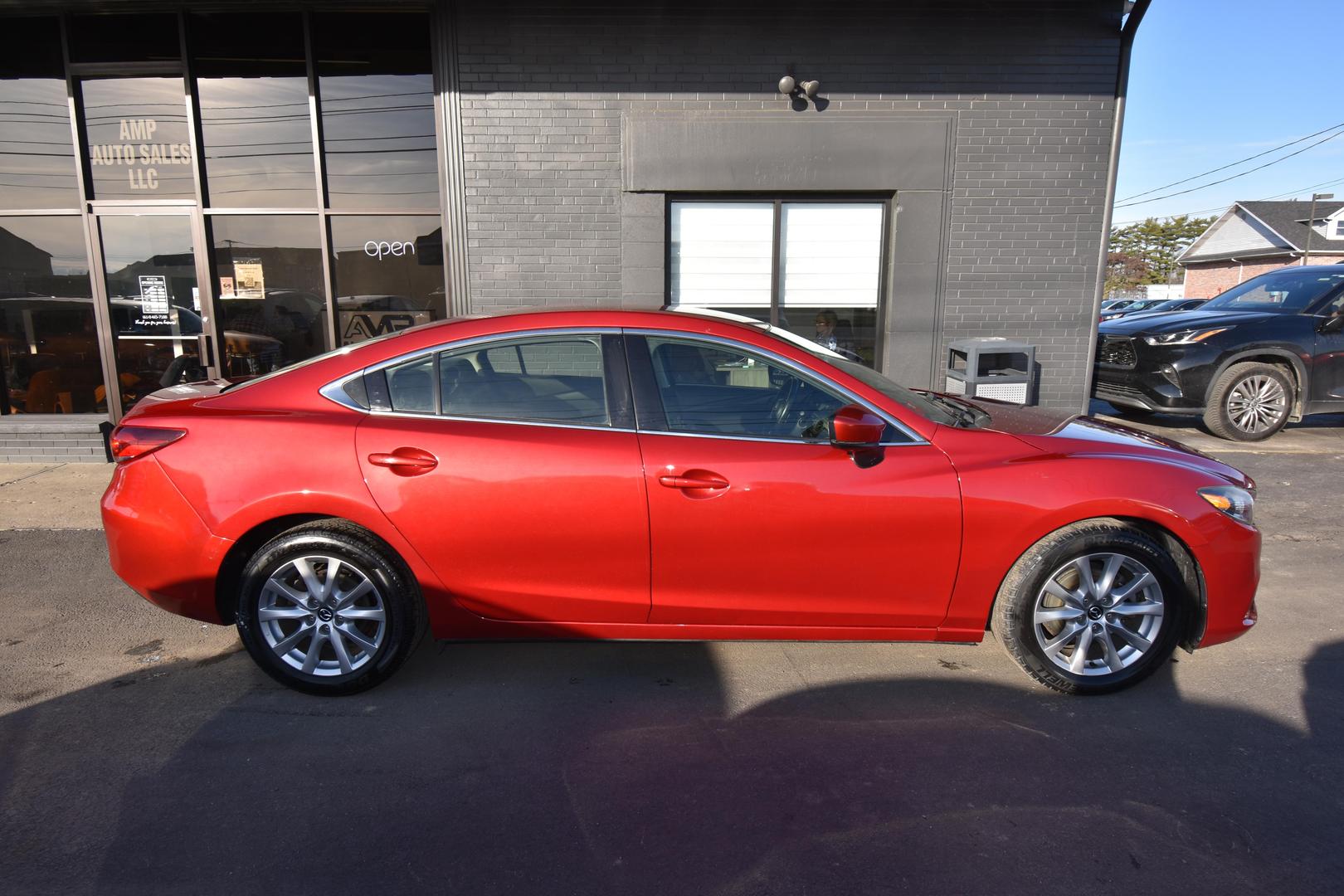 2017 Mazda Mazda6 i Sport photo 7