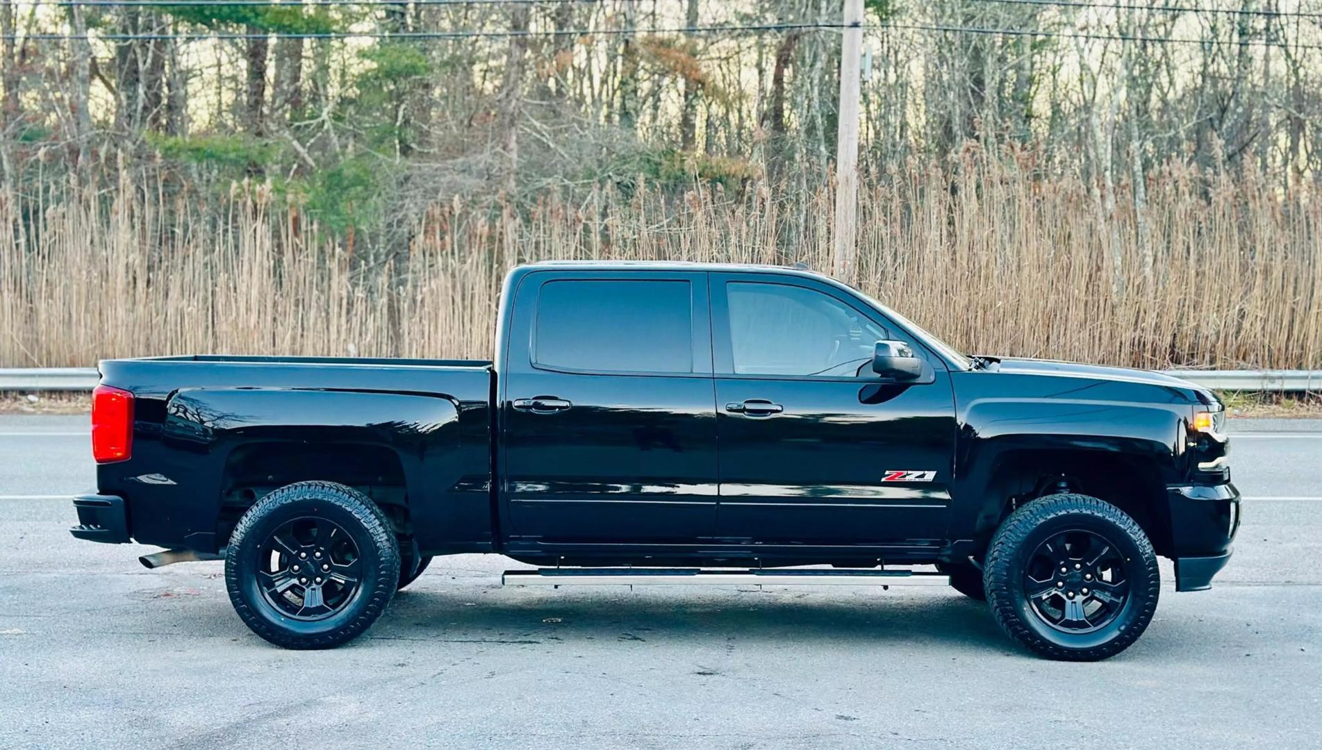 2018 Chevrolet Silverado 1500 LTZ Z71 photo 6