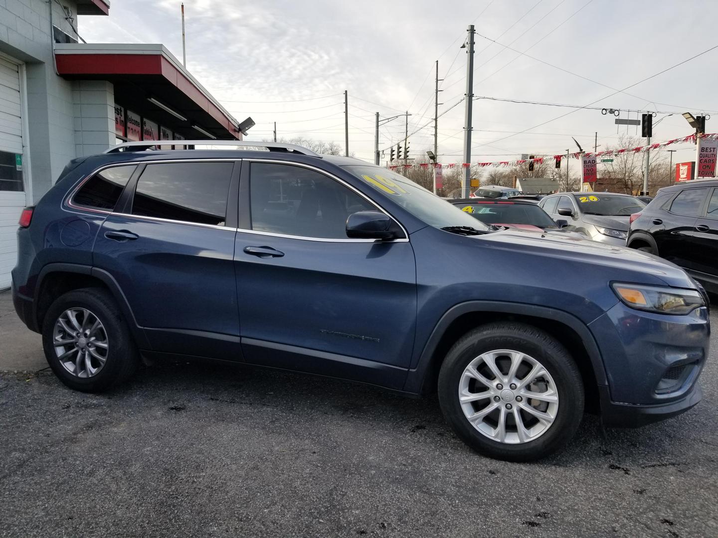 2019 Jeep Cherokee Latitude photo 9