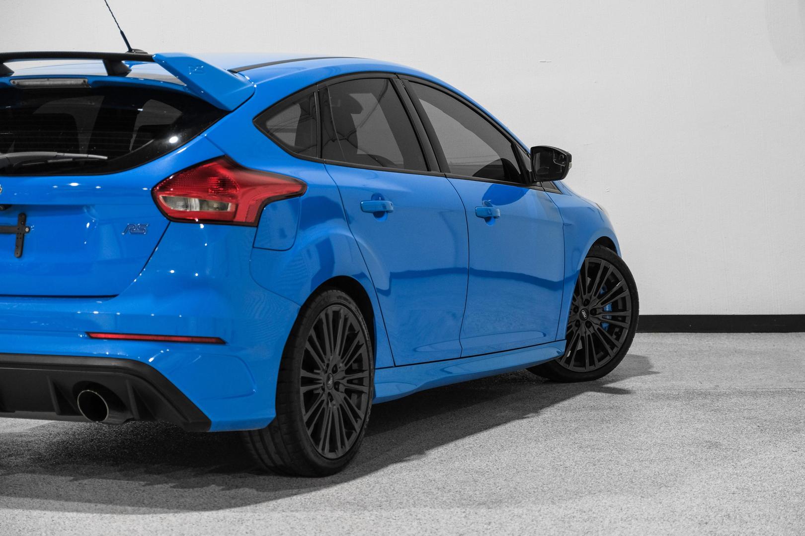 2016 Ford Focus RS photo 13