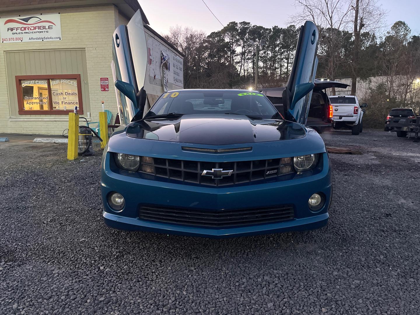 2010 Chevrolet Camaro 1SS photo 2