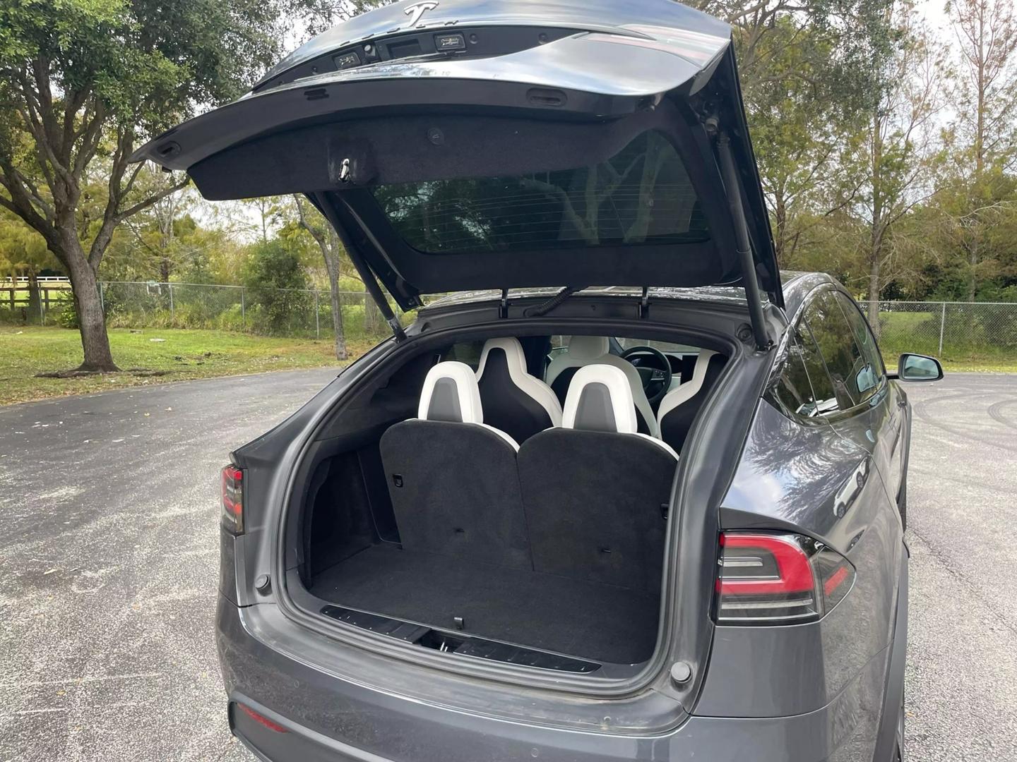 2023 Tesla Model X Long Range photo 37