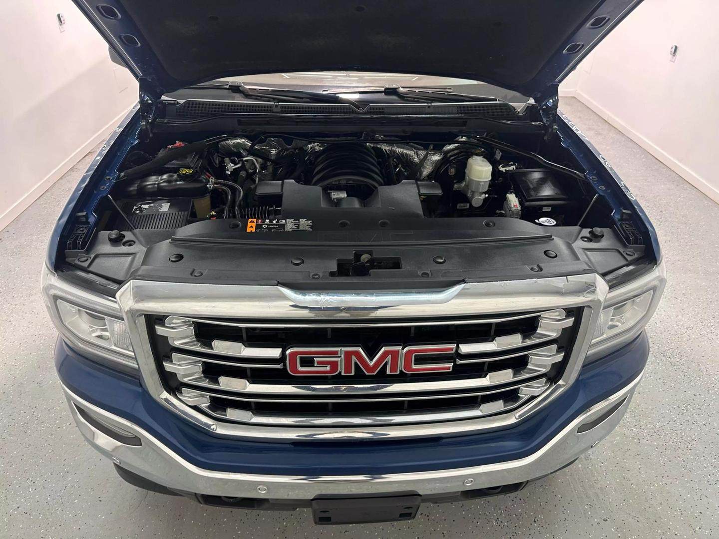 2018 GMC Sierra 1500 SLT photo 15