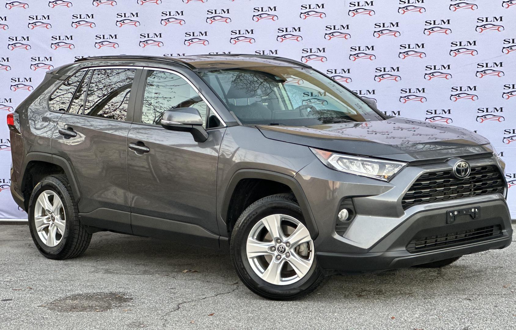 Toyota RAV4's photo