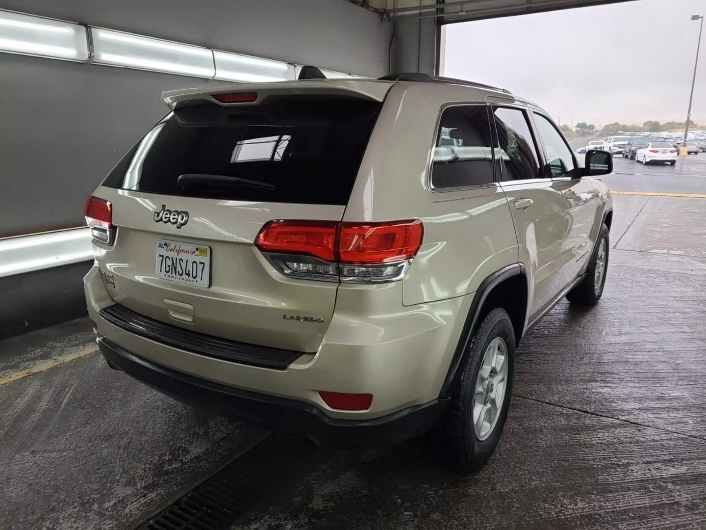 2014 Jeep Grand Cherokee Laredo photo 6