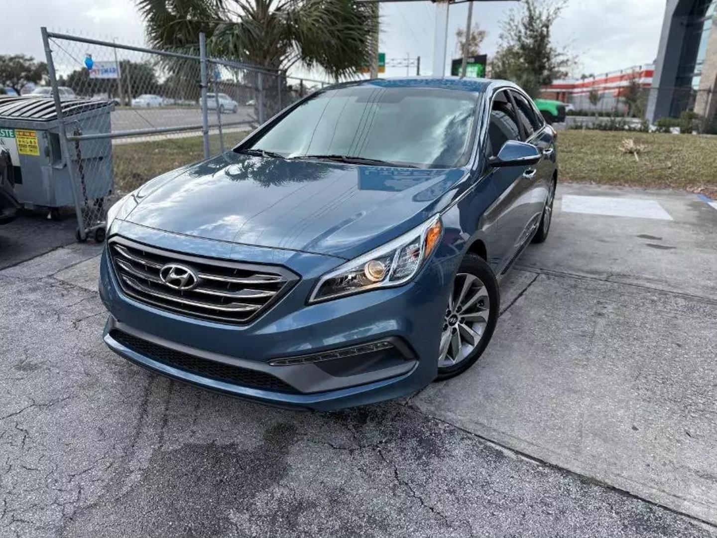 Hyundai Sonata's photo