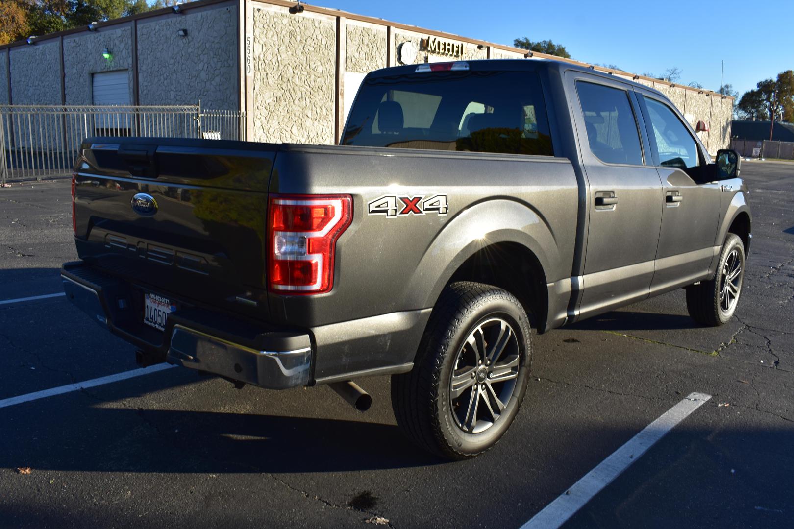 2020 Ford F-150 XLT photo 14