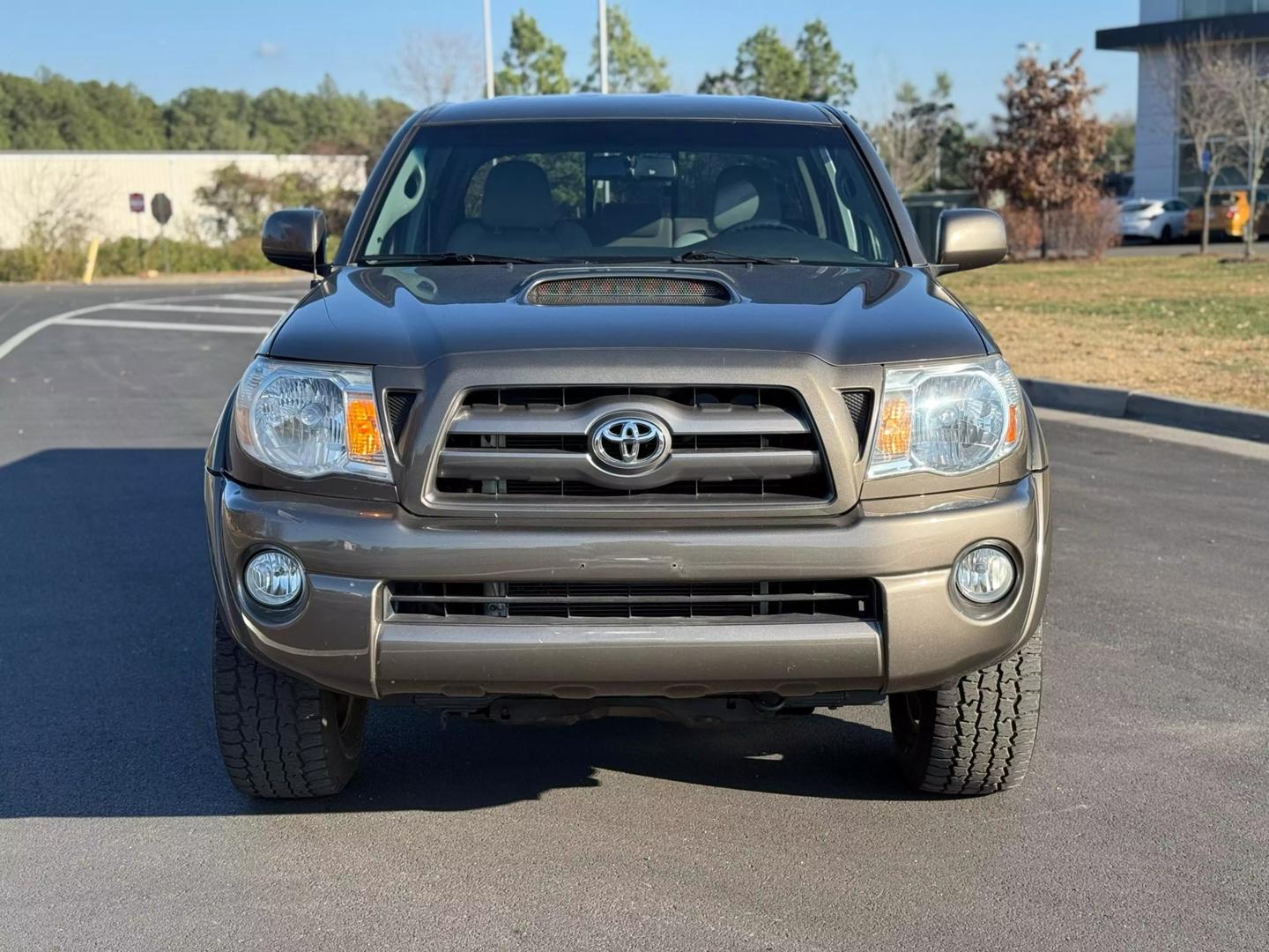 2010 Toyota Tacoma Base photo 12