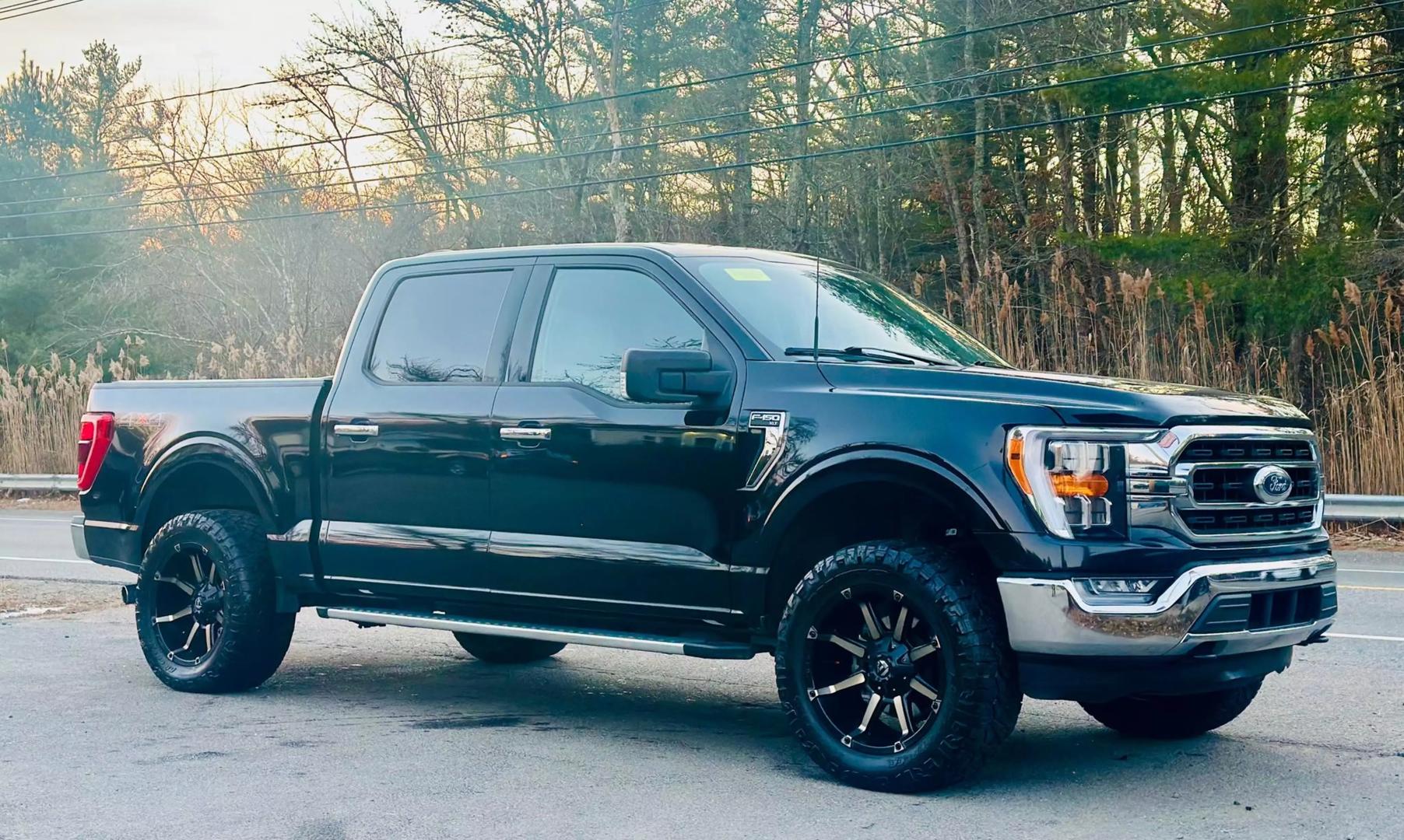 2022 Ford F-150 XLT photo 7