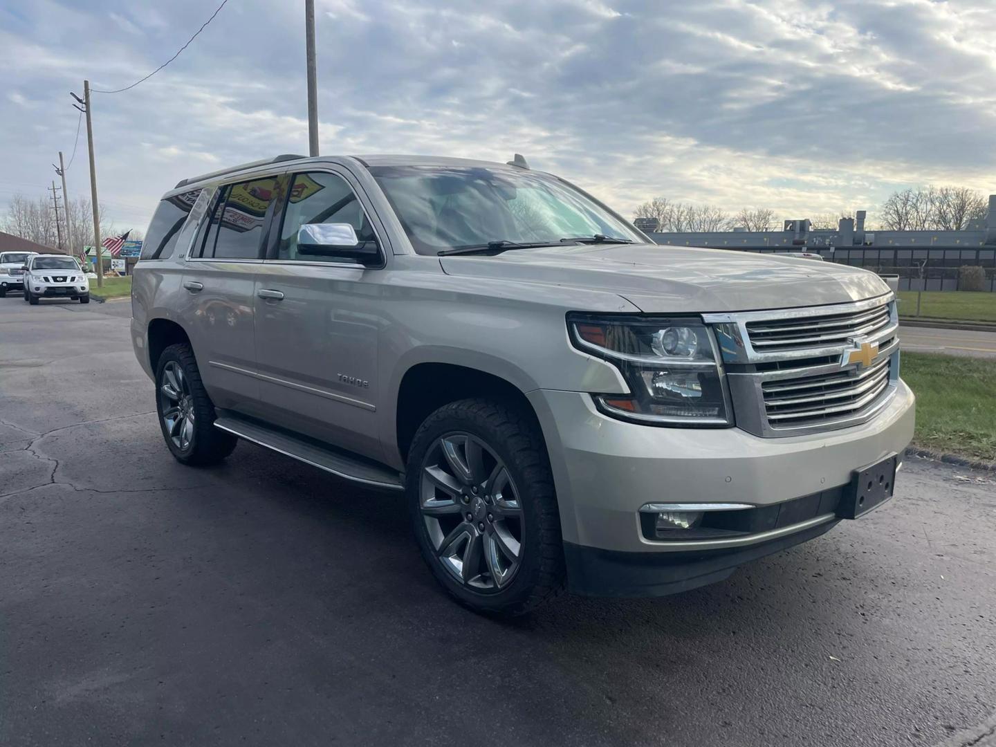 2015 Chevrolet Tahoe LTZ photo 3