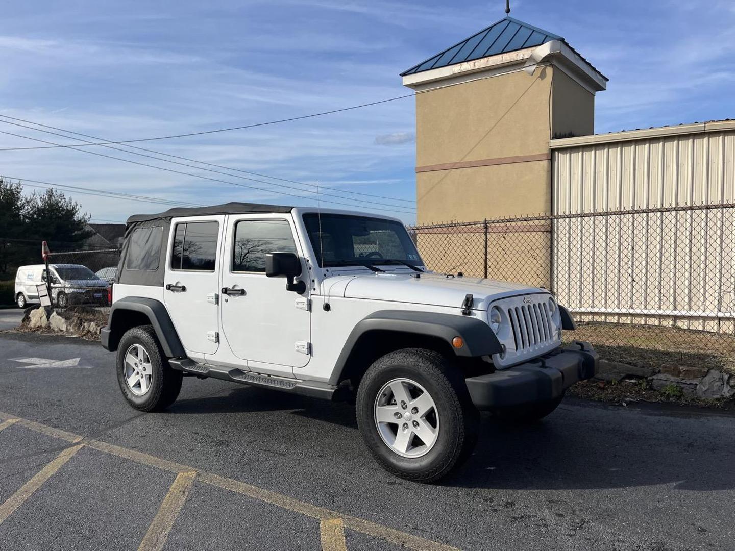 2014 Jeep Wrangler Unlimited Sport photo 2