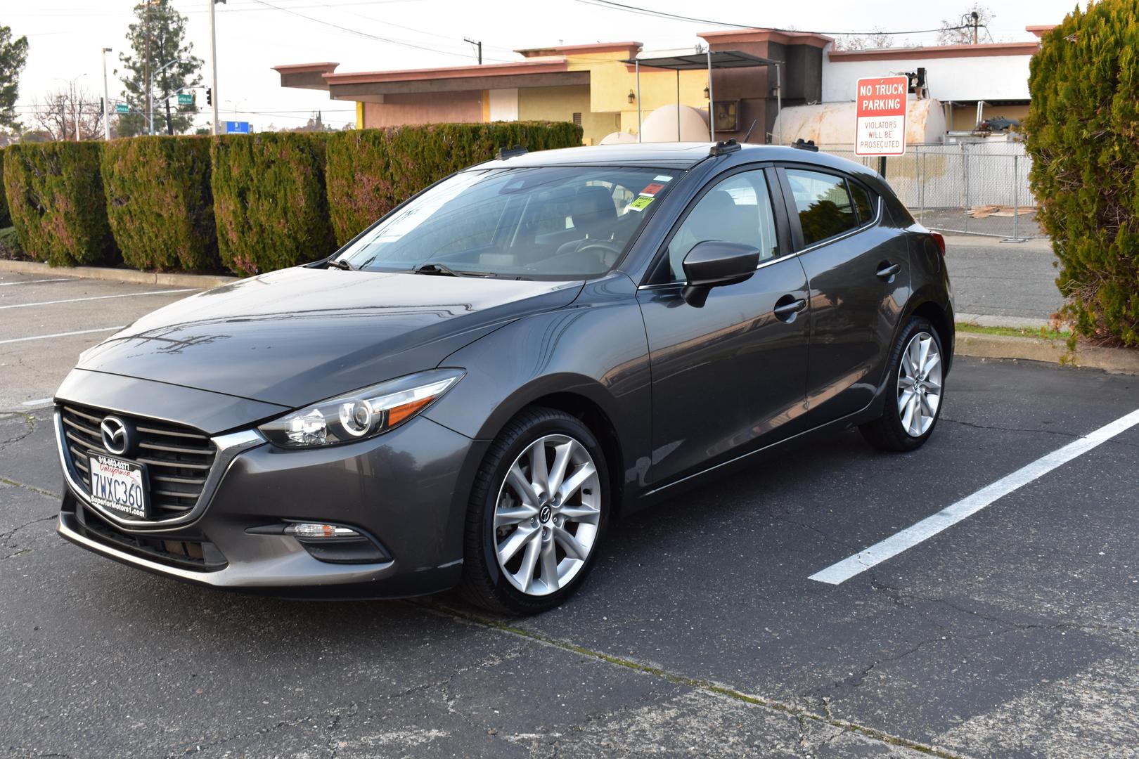 2017 Mazda Mazda3 Touring photo 6