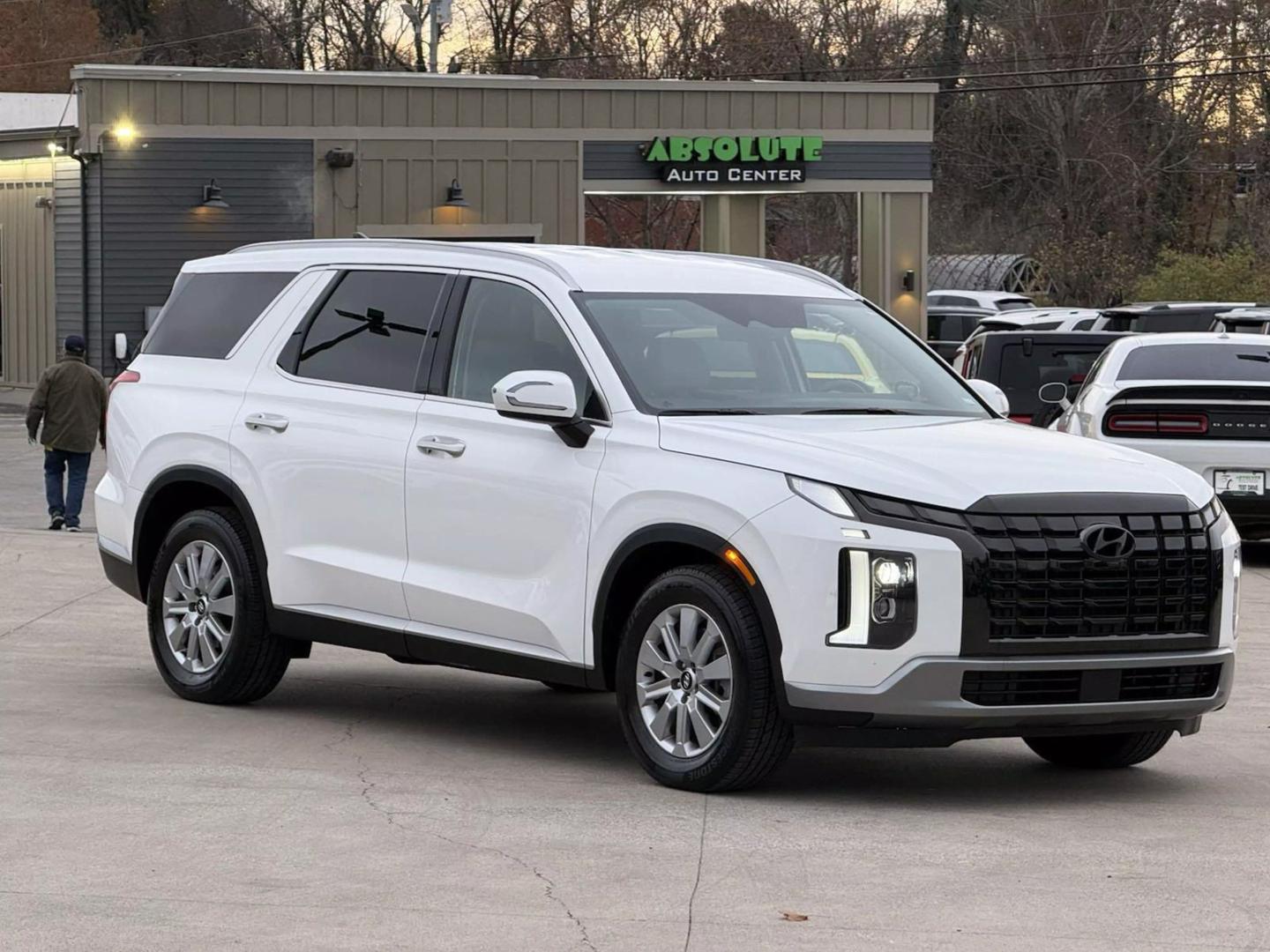 2024 Hyundai Palisade SEL photo 3