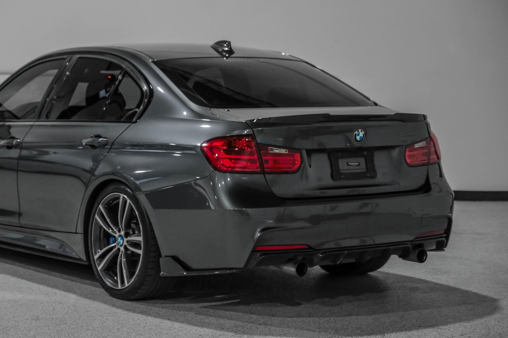 2015 BMW 3 Series 335i photo 13