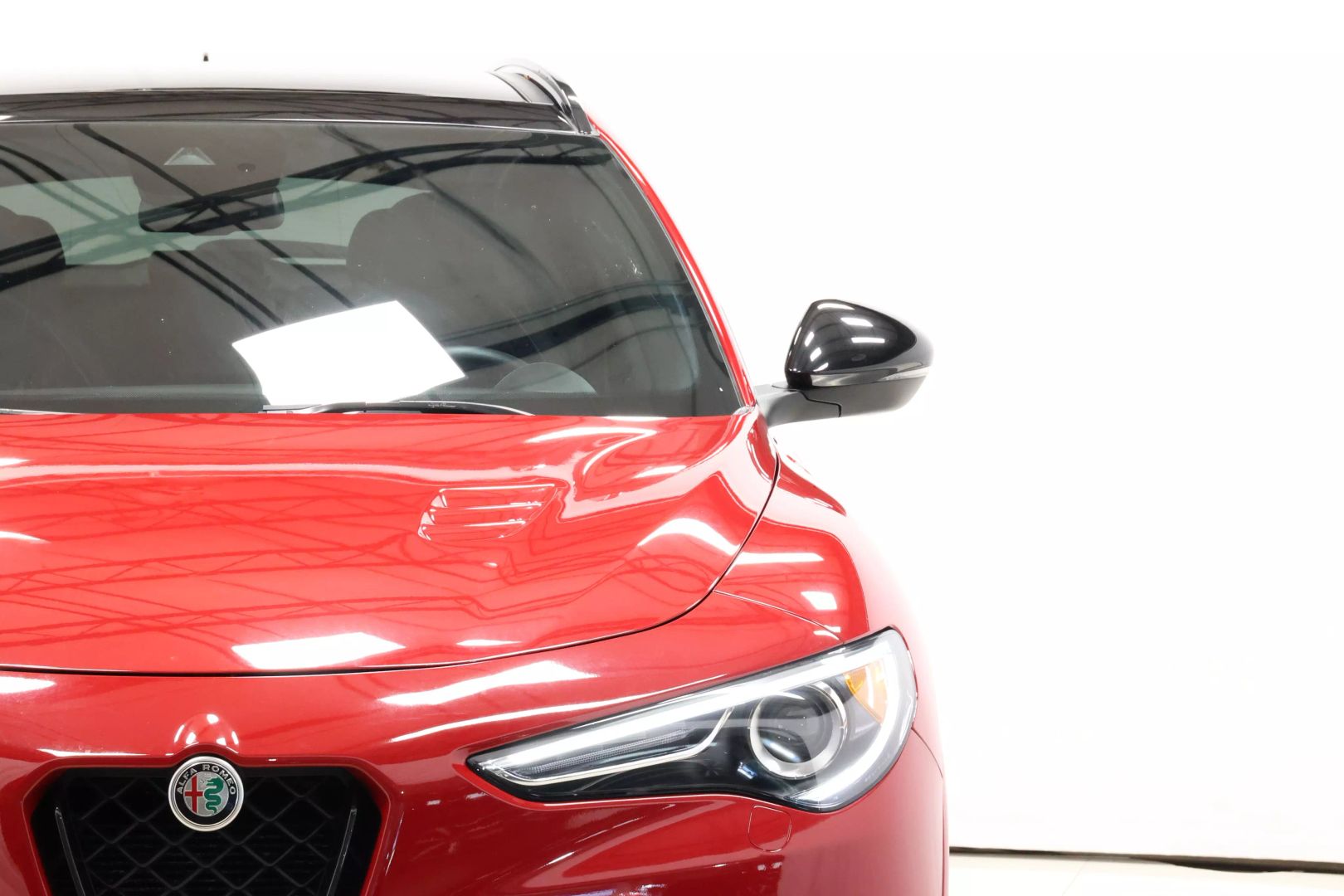 2022 Alfa Romeo Stelvio - Image 91