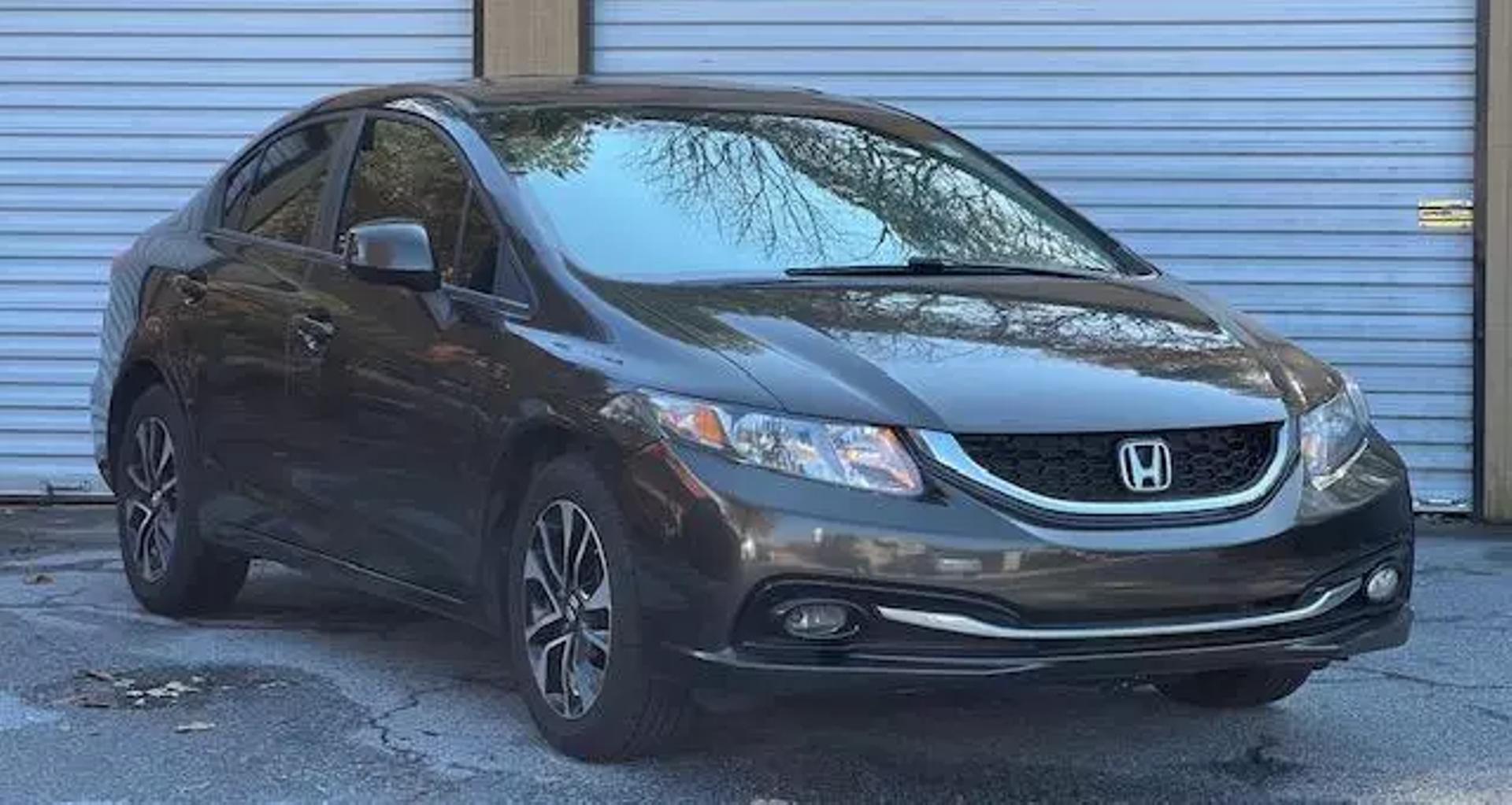 Honda Civic's photo