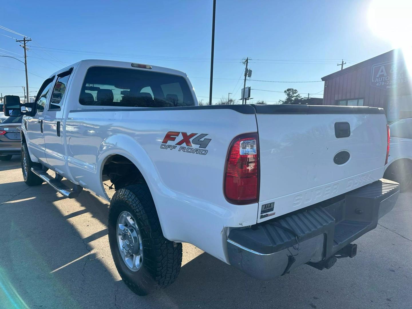 2010 Ford F-350 Super Duty XL photo 9