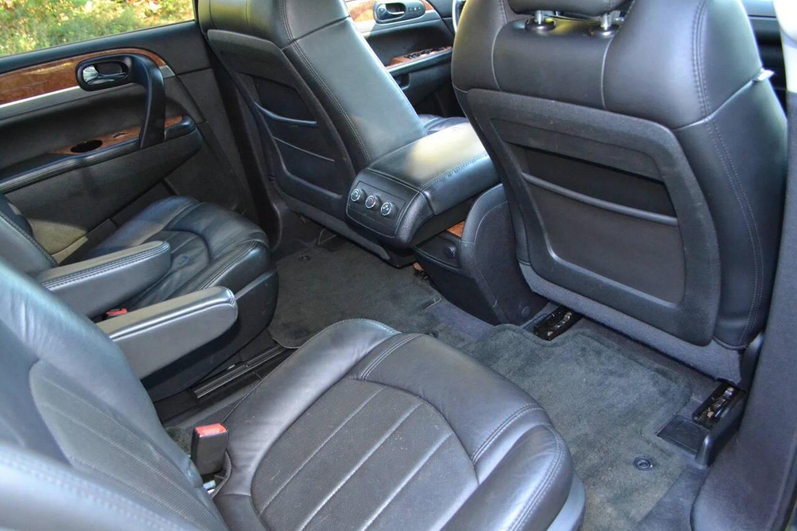 2012 Buick Enclave Leather photo 9