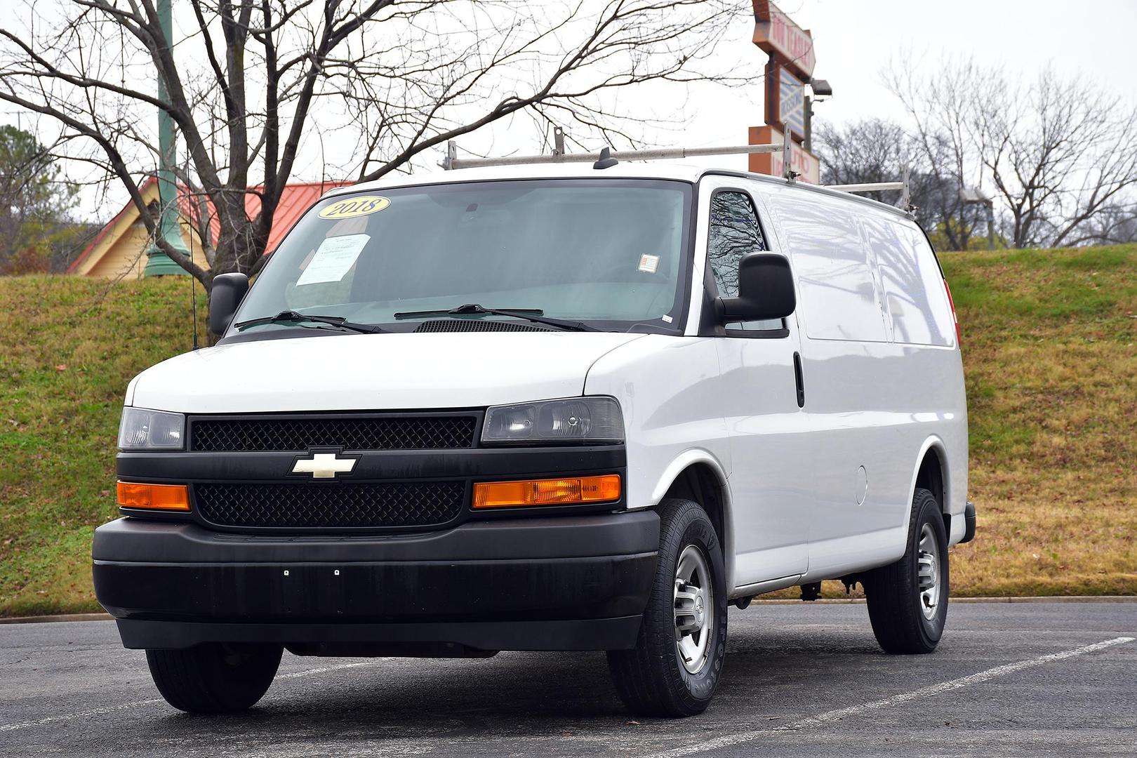 2018 Chevrolet Express Cargo Work Van photo 6