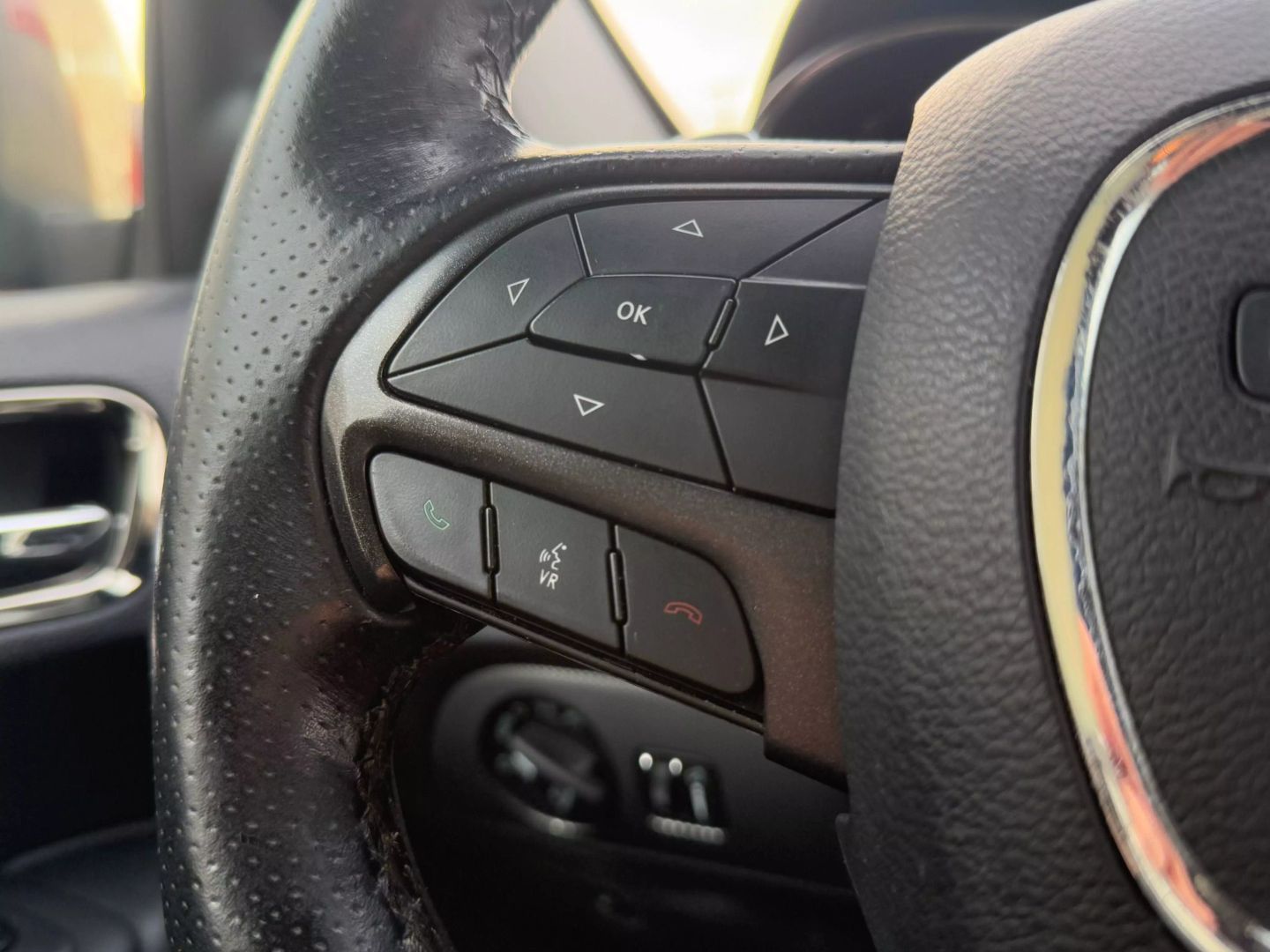 2018 Dodge Durango - Image 31
